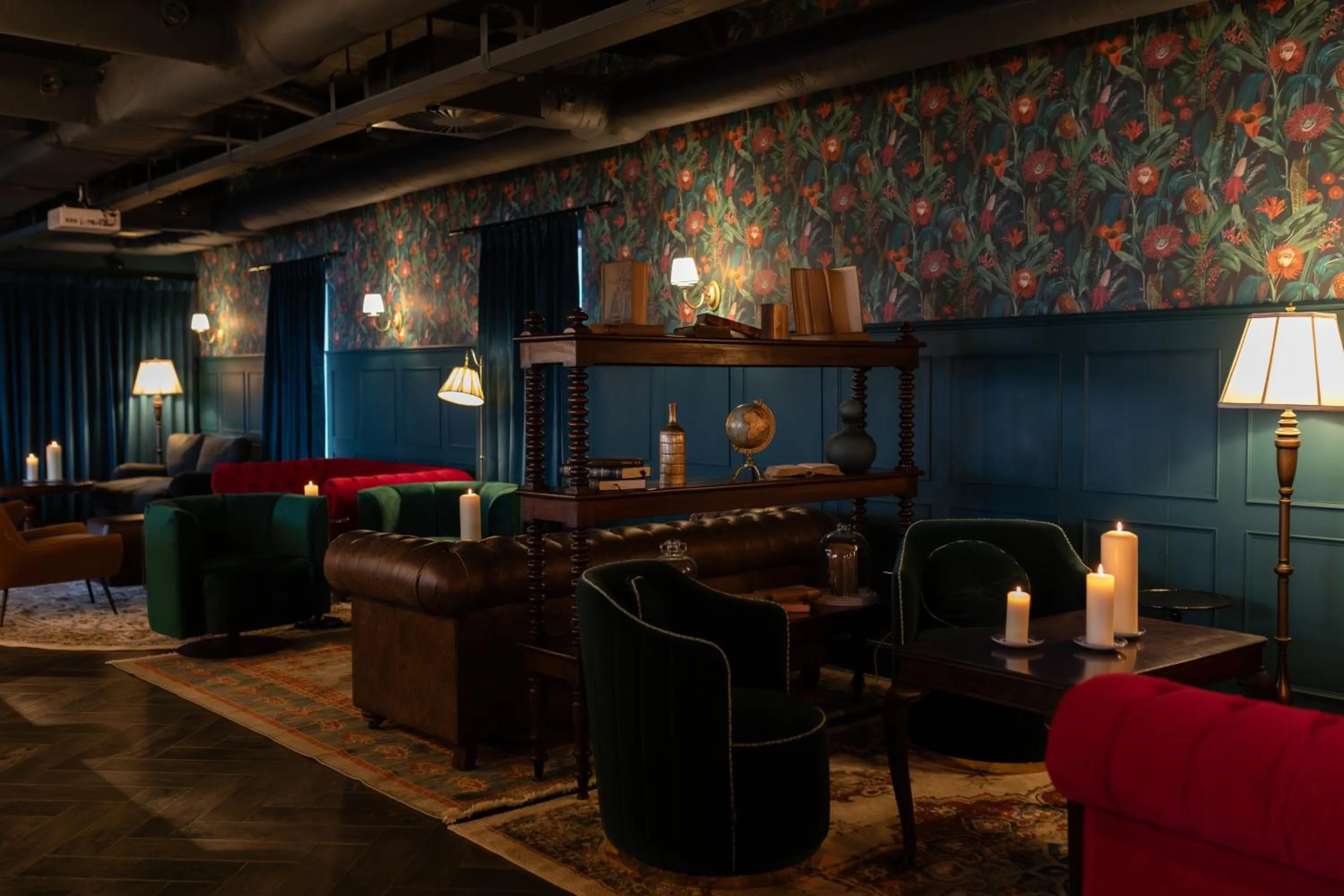 Restaurant/places to eat in Moxy Edinburgh Fountainbridge