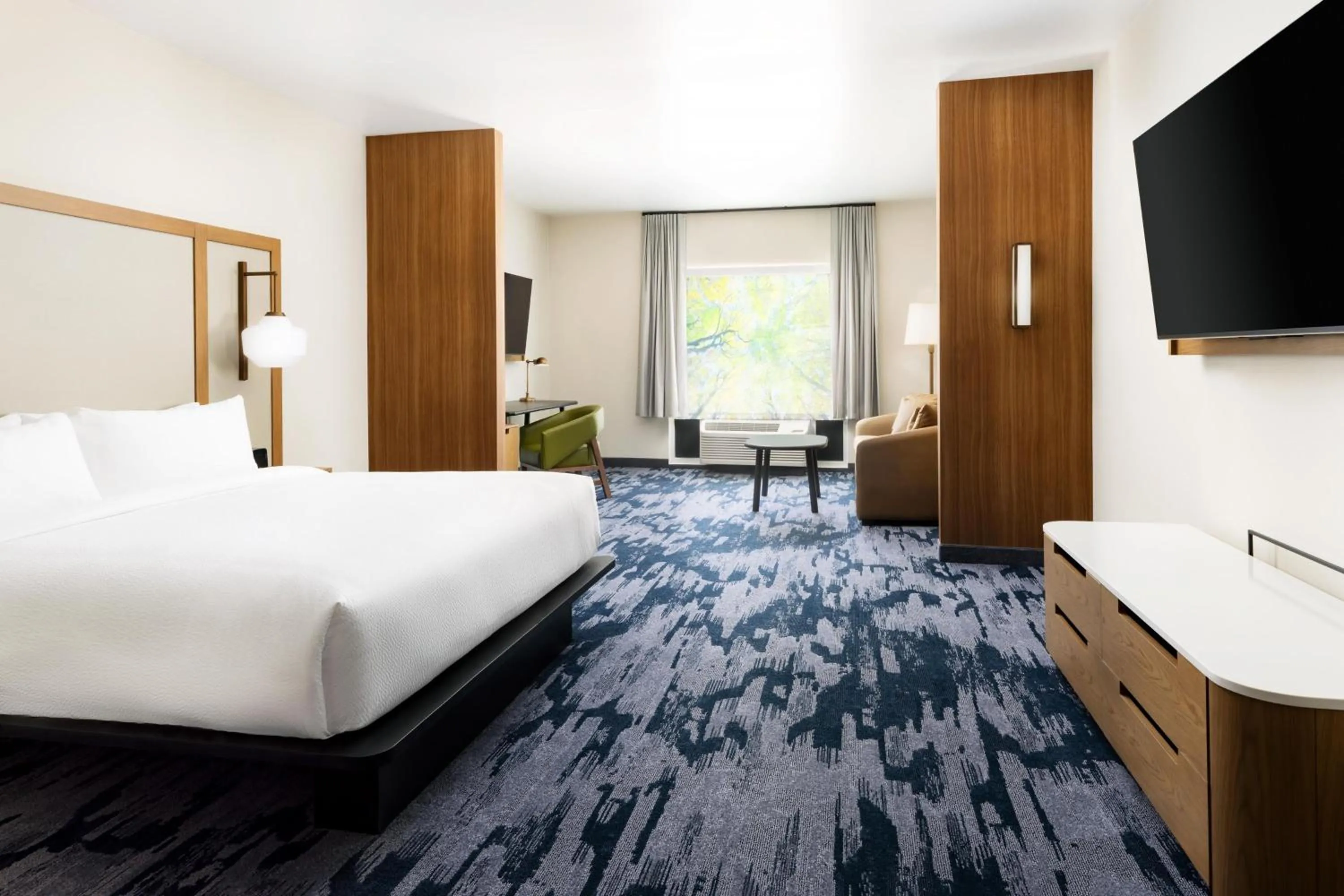 Bedroom, Bed in Fairfield Inn & Suites by Marriott Oakhurst Yosemite
