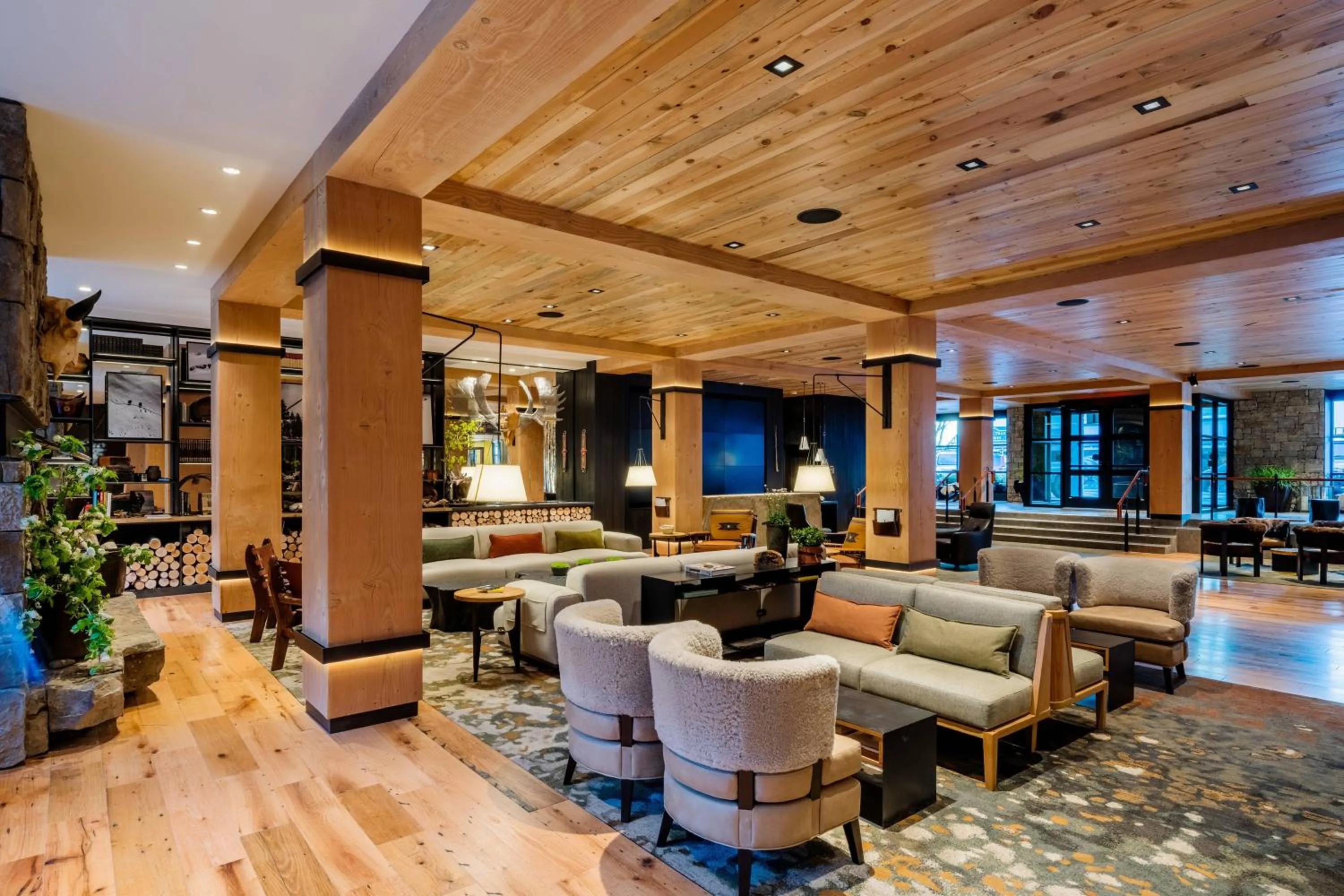 Lobby or reception in The Cloudveil, Autograph Collection