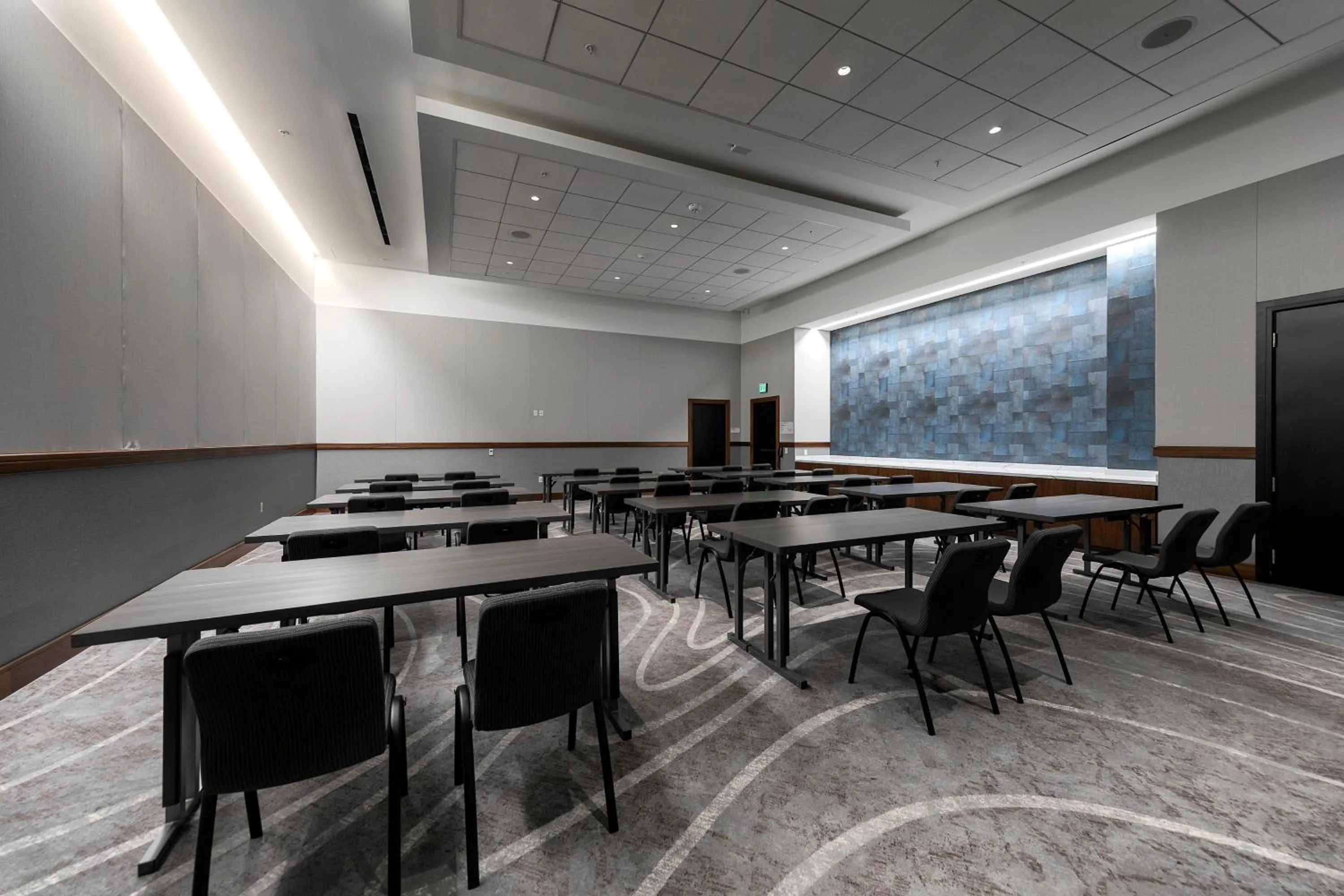 Meeting/conference room in Le Meridien Pasadena Arcadia