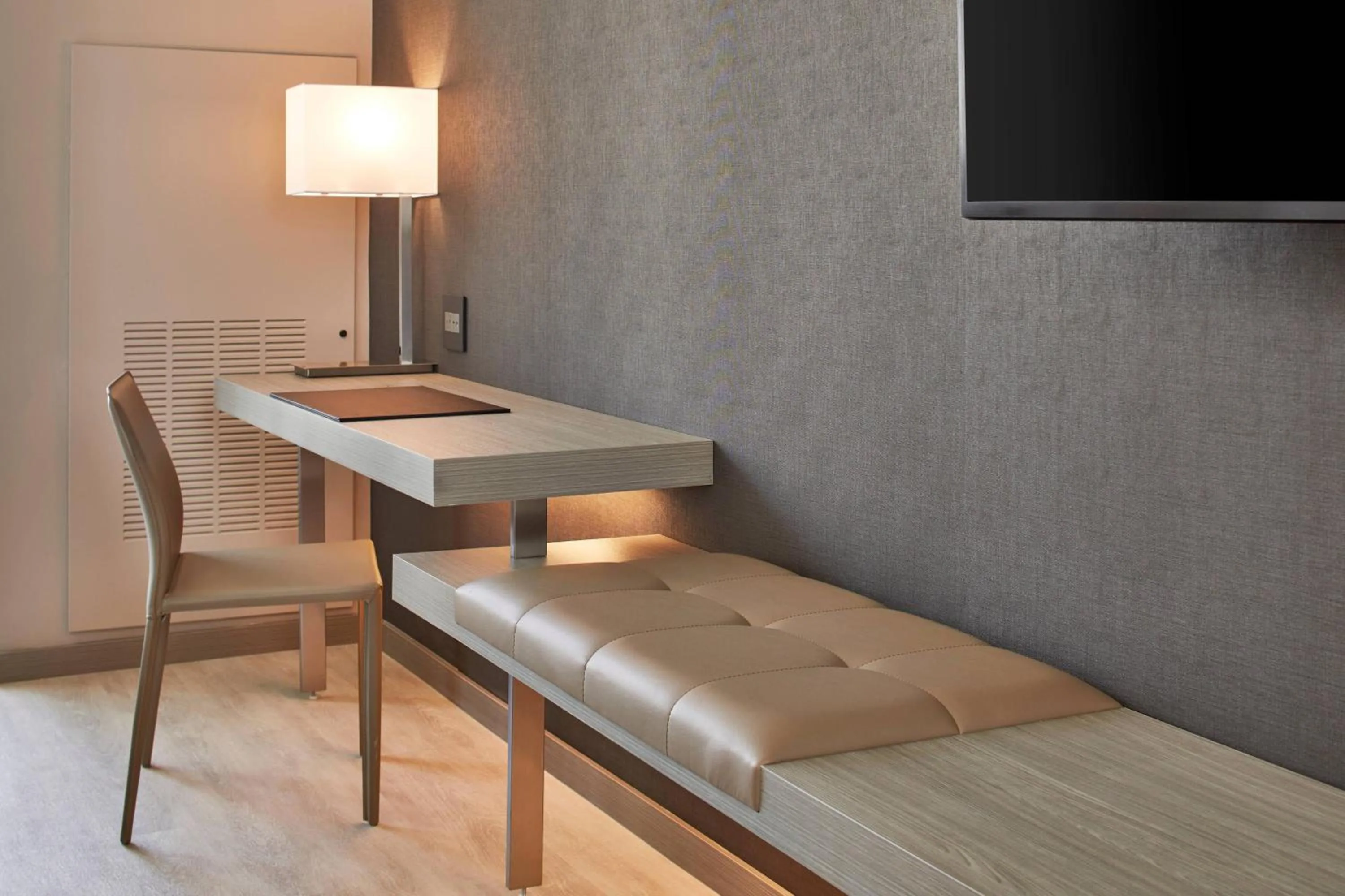 Photo of the whole room in AC Hotel by Marriott Tuscaloosa Downtown