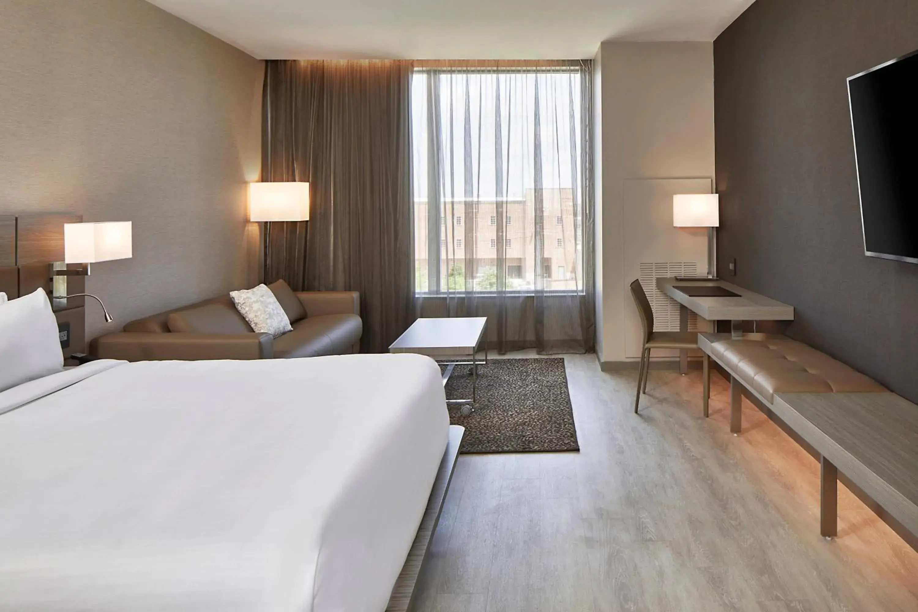 Guest Room with 1 King, Sofa bed in AC Hotel by Marriott Tuscaloosa Downtown Guest Room with 1 King, Sofa bed in AC Hotel by Marriott Tuscaloosa Downtown