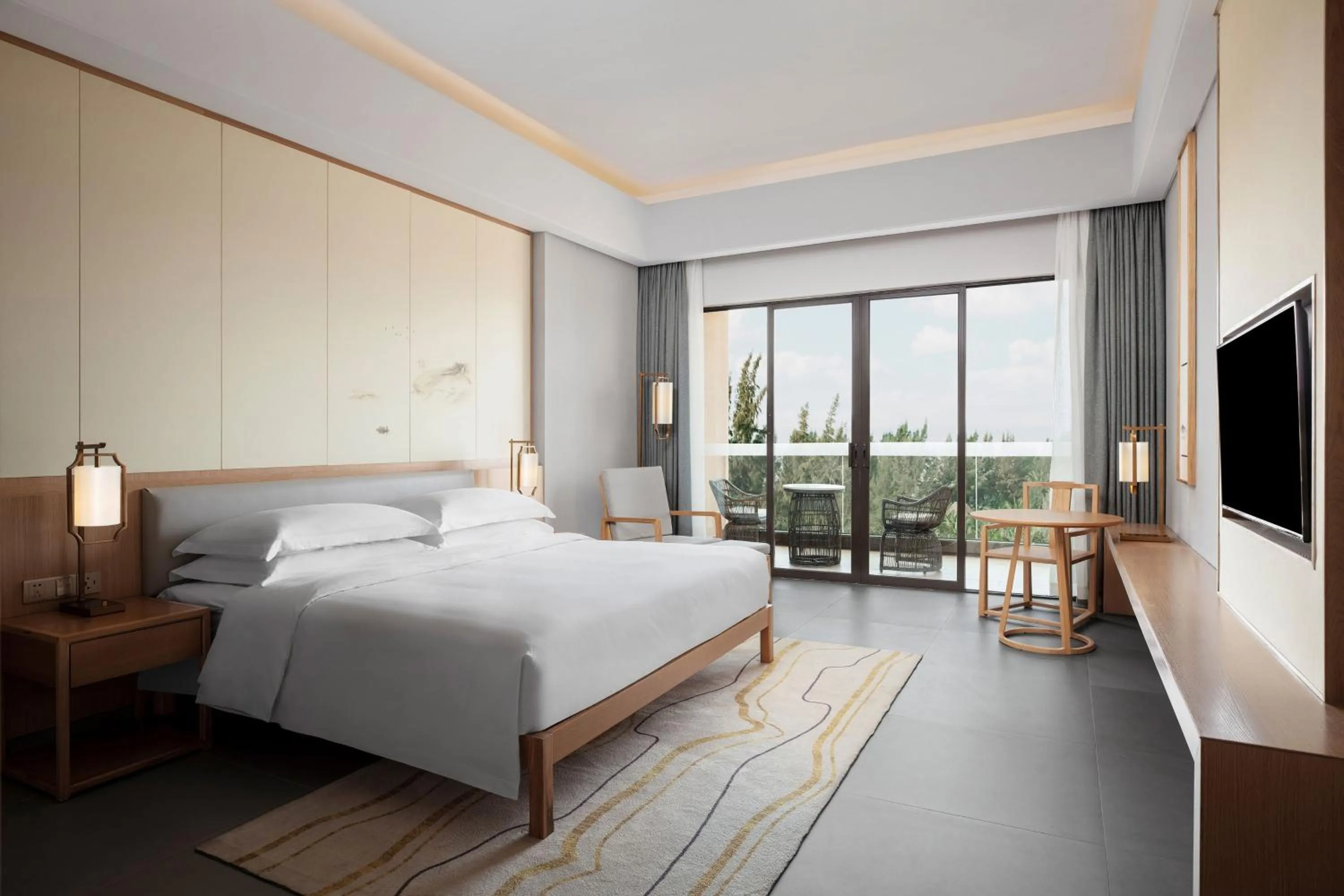 Photo of the whole room, Bed in Sheraton Maoming Romantic Beach Resort