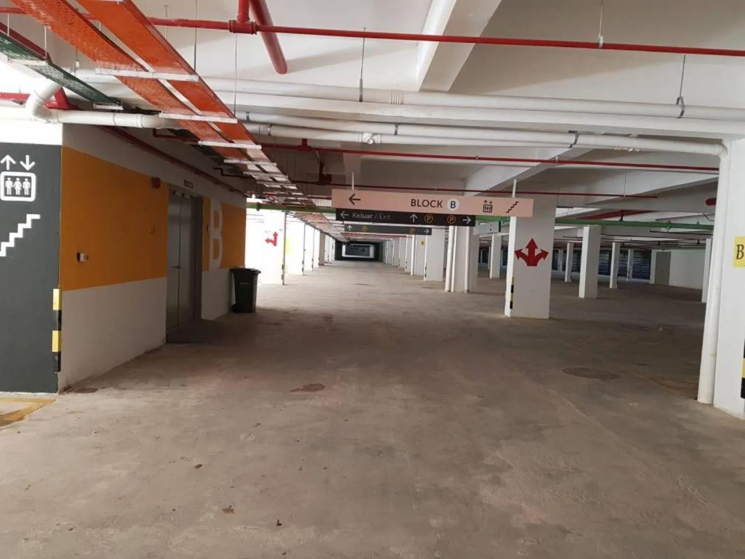 Property building in Zarena Somersquare Goldenhills Pasar Malam Tanah Rata Cameron Highlands