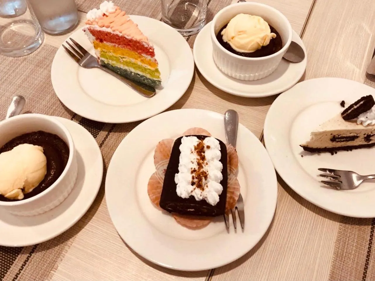 Food in Dacha Thoddoo