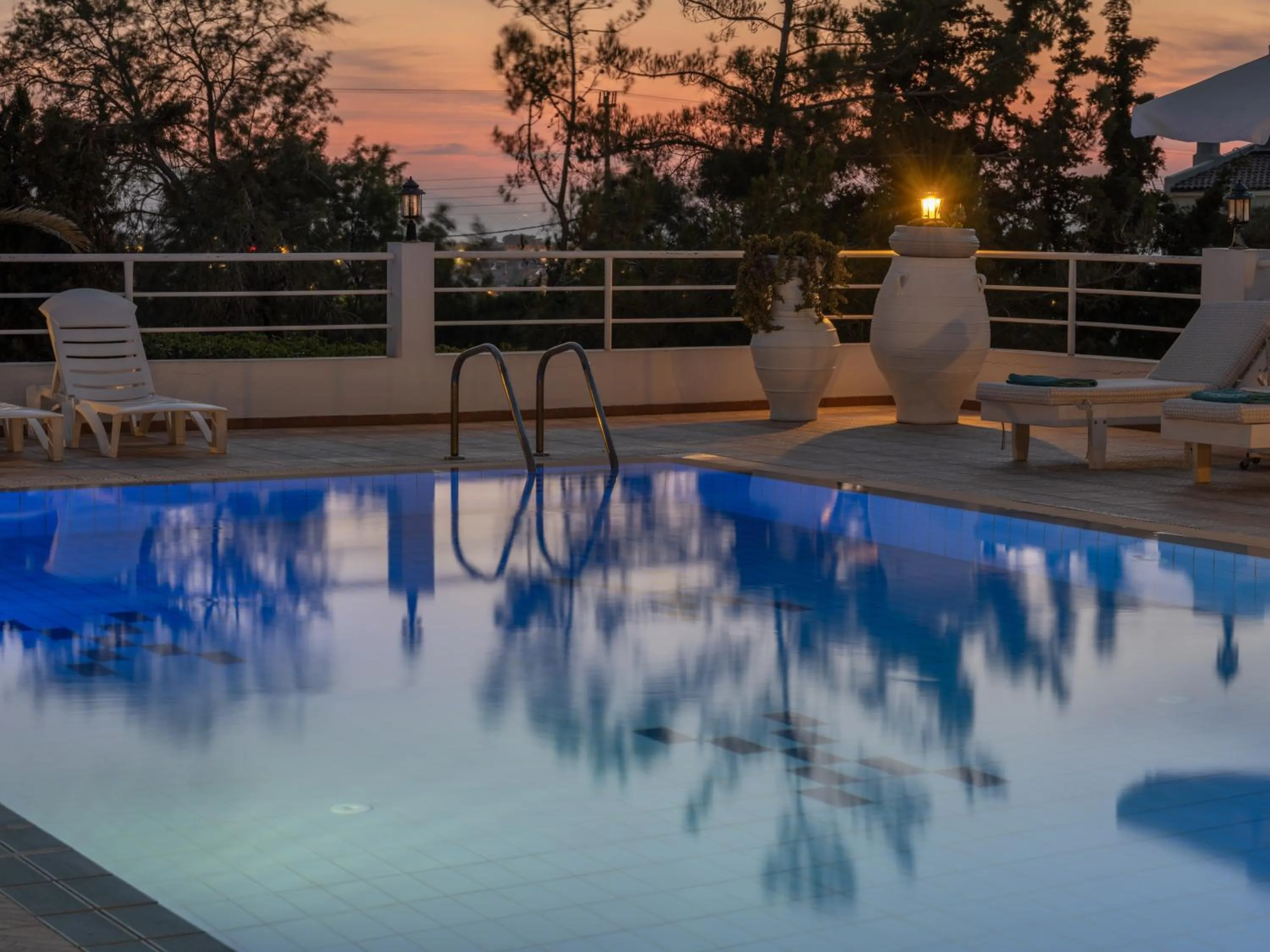 Swimming pool in Aegean Apartments
