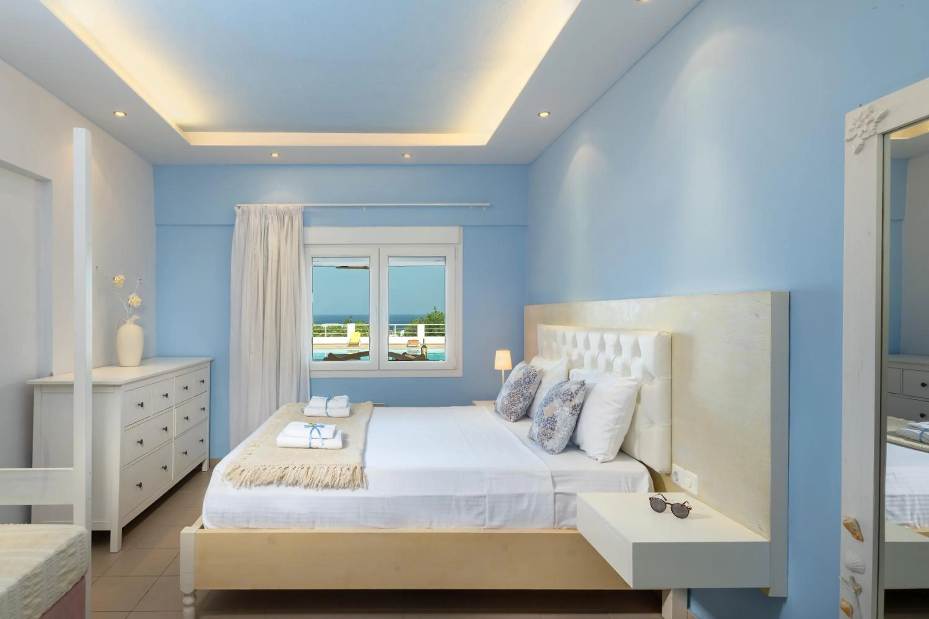 Bedroom, Bed in Aegean Apartments