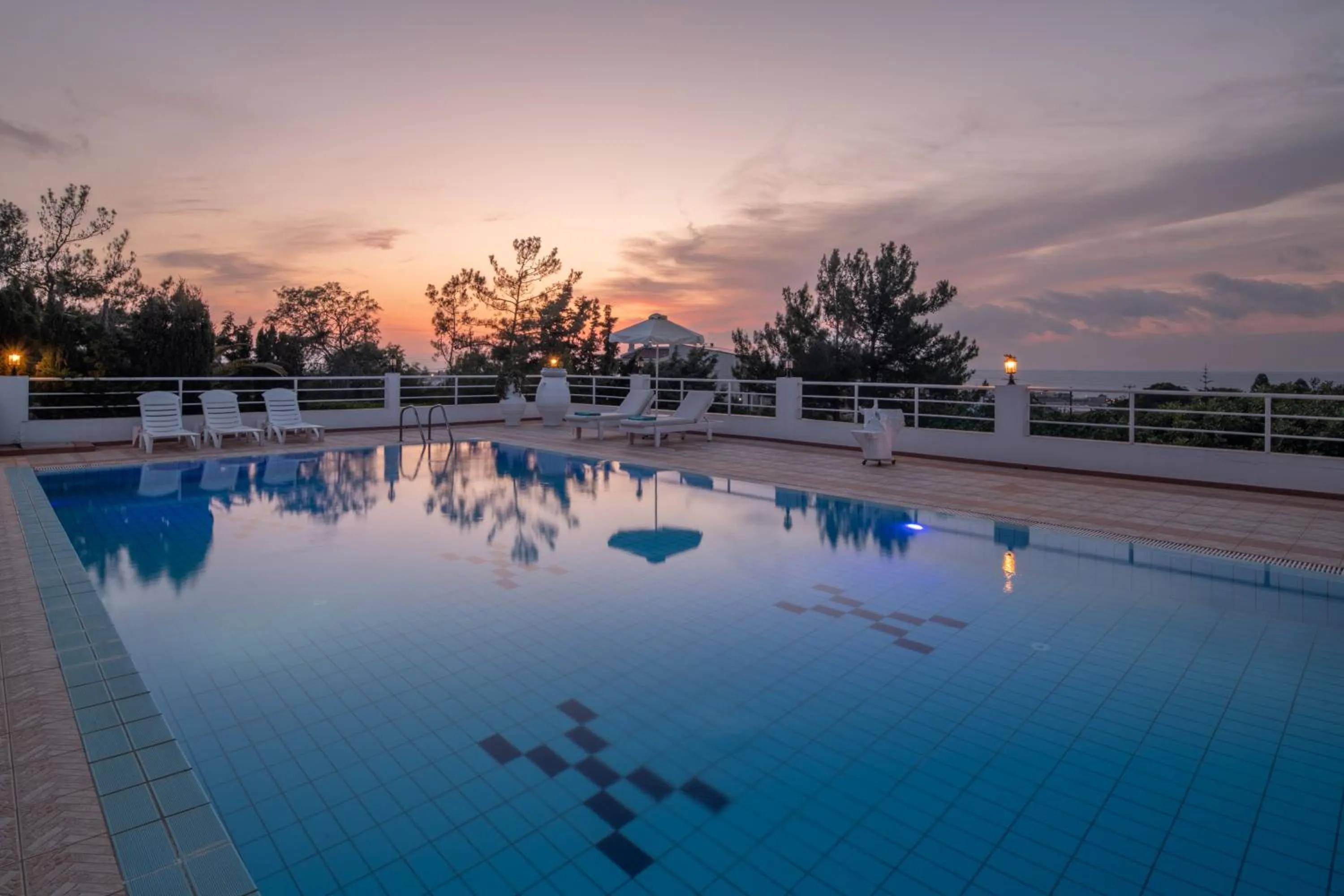 Swimming pool in Aegean Apartments