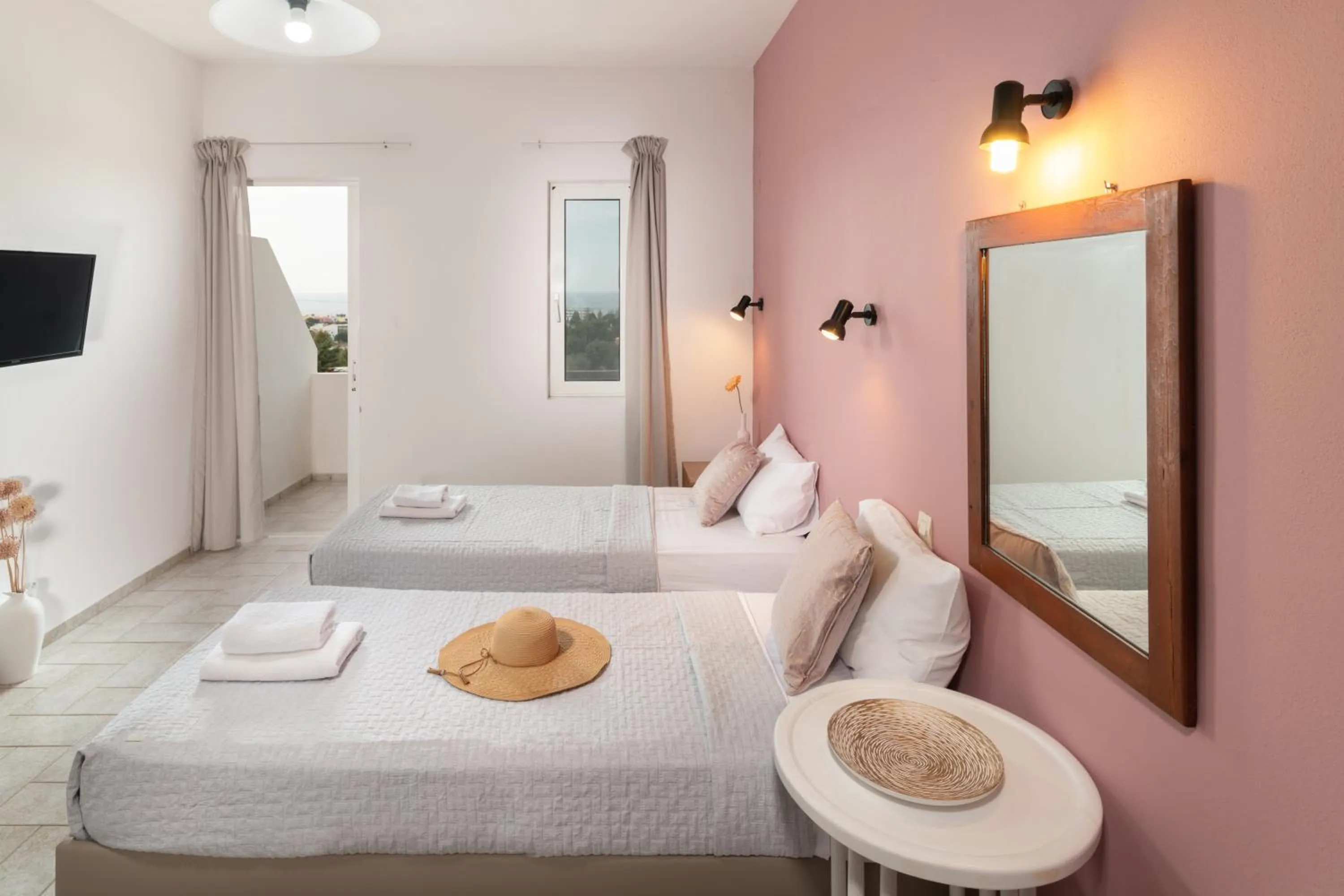 Bedroom, Bed in Aegean Apartments