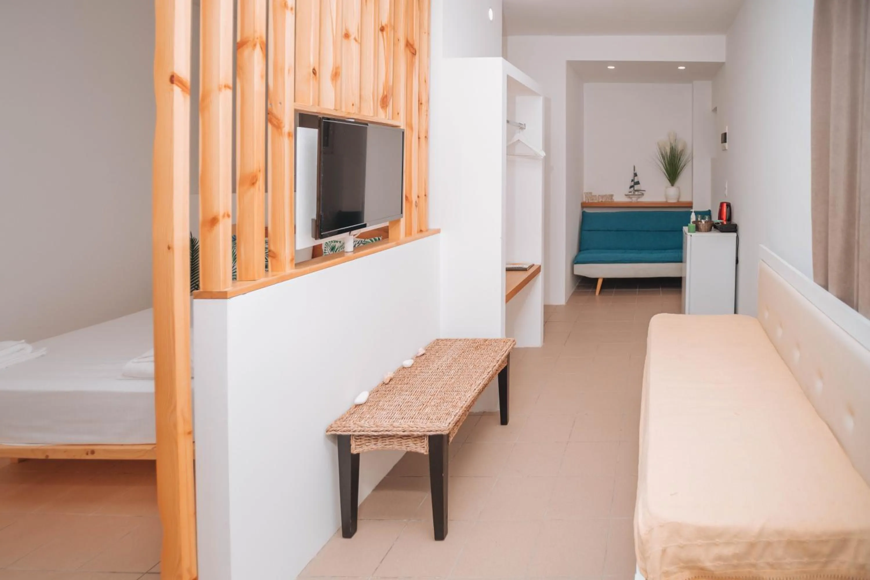 Bedroom, Bed in Aegean Apartments