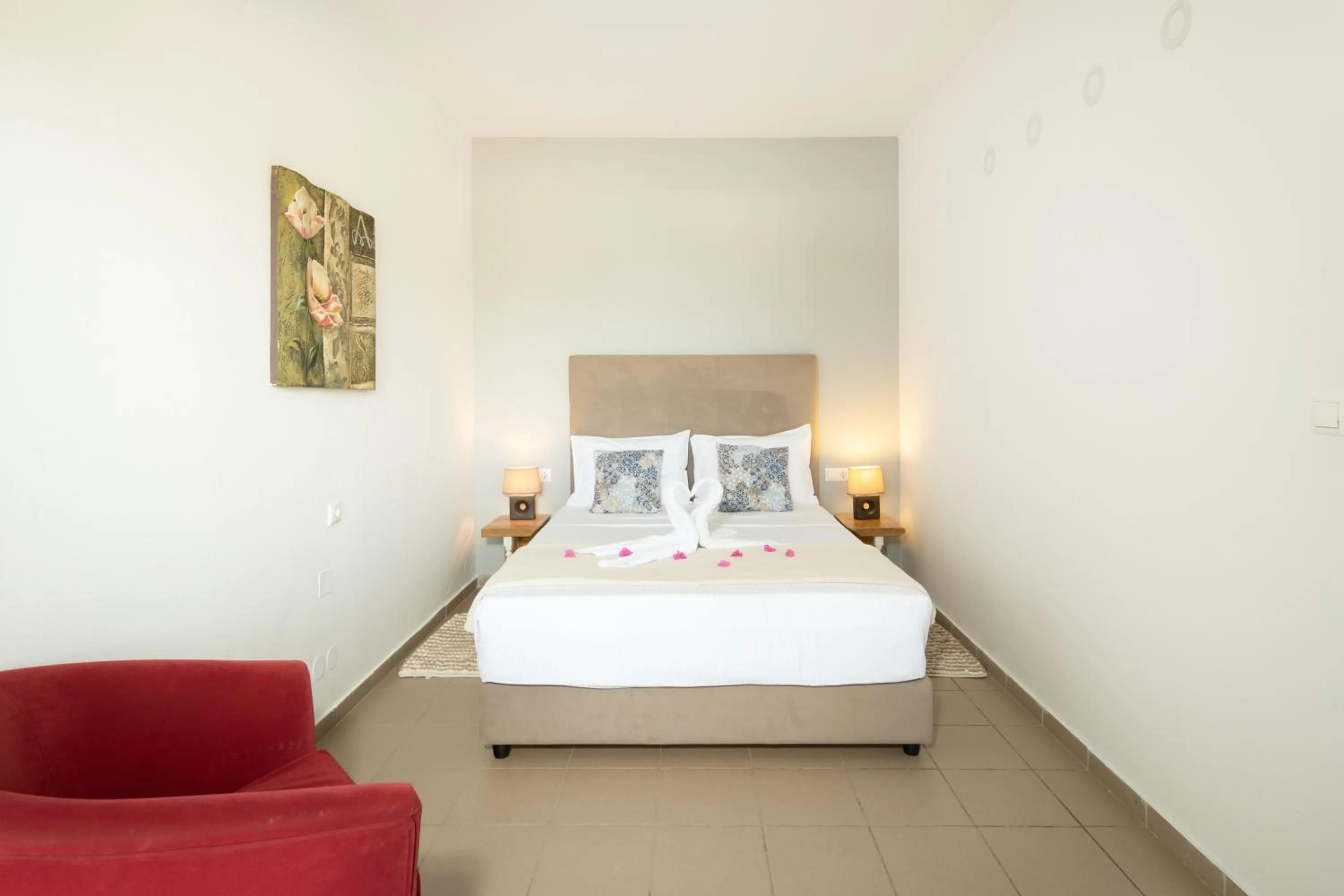 Bedroom, Bed in Aegean Apartments