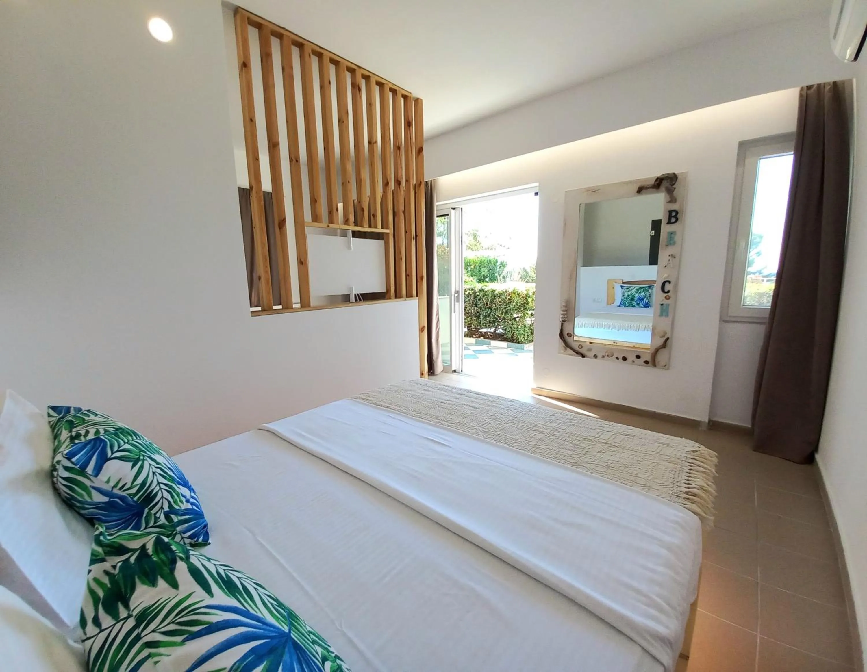 Bedroom, Bed in Aegean Apartments