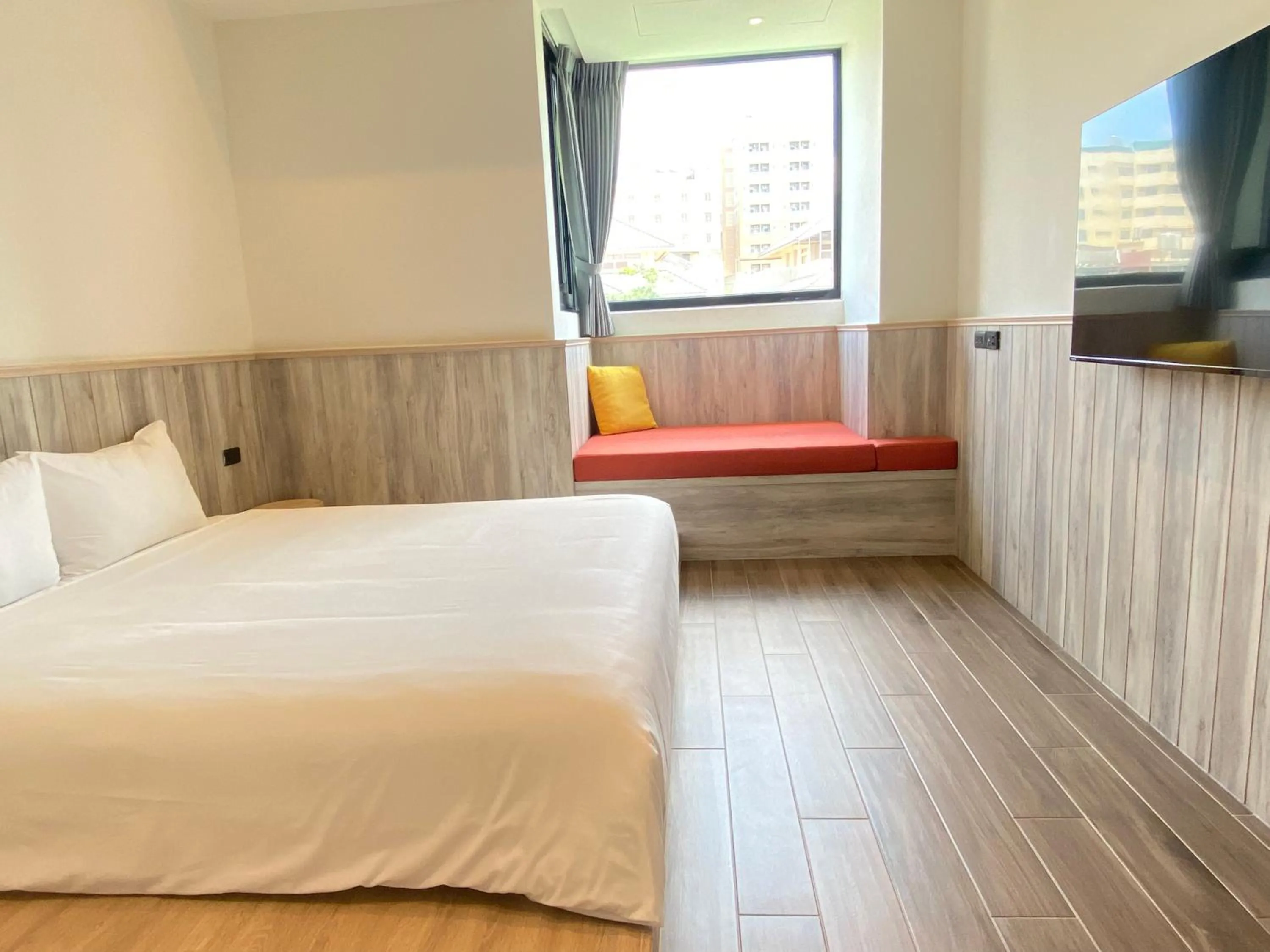 Photo of the whole room, Bed in Shineworld 11