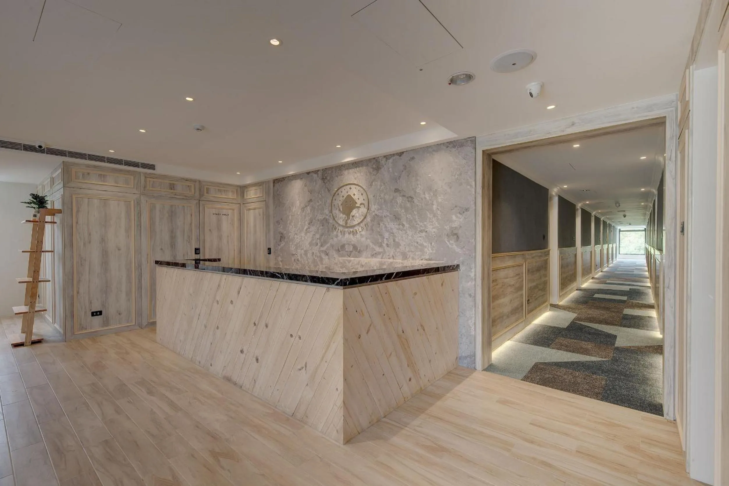 Lobby or reception in Shineworld 11