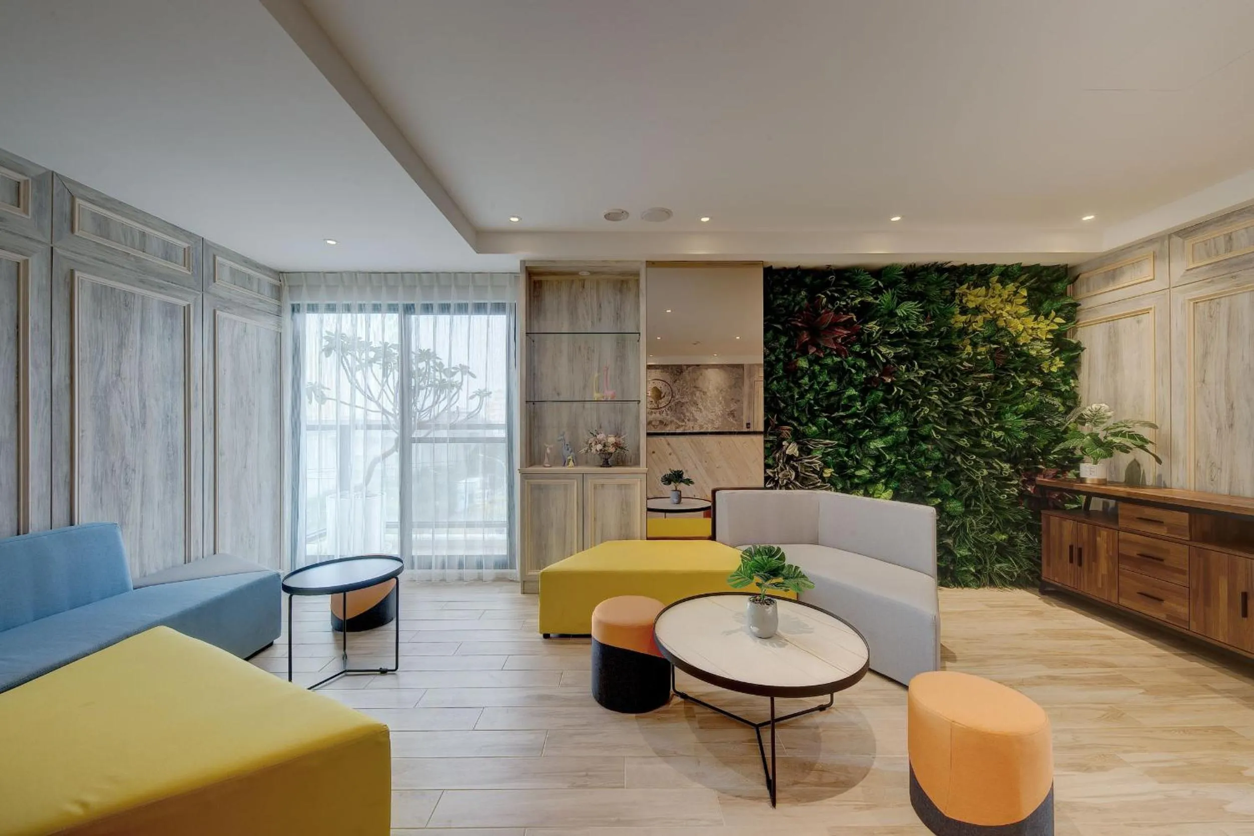 Lounge or bar in Shineworld 11