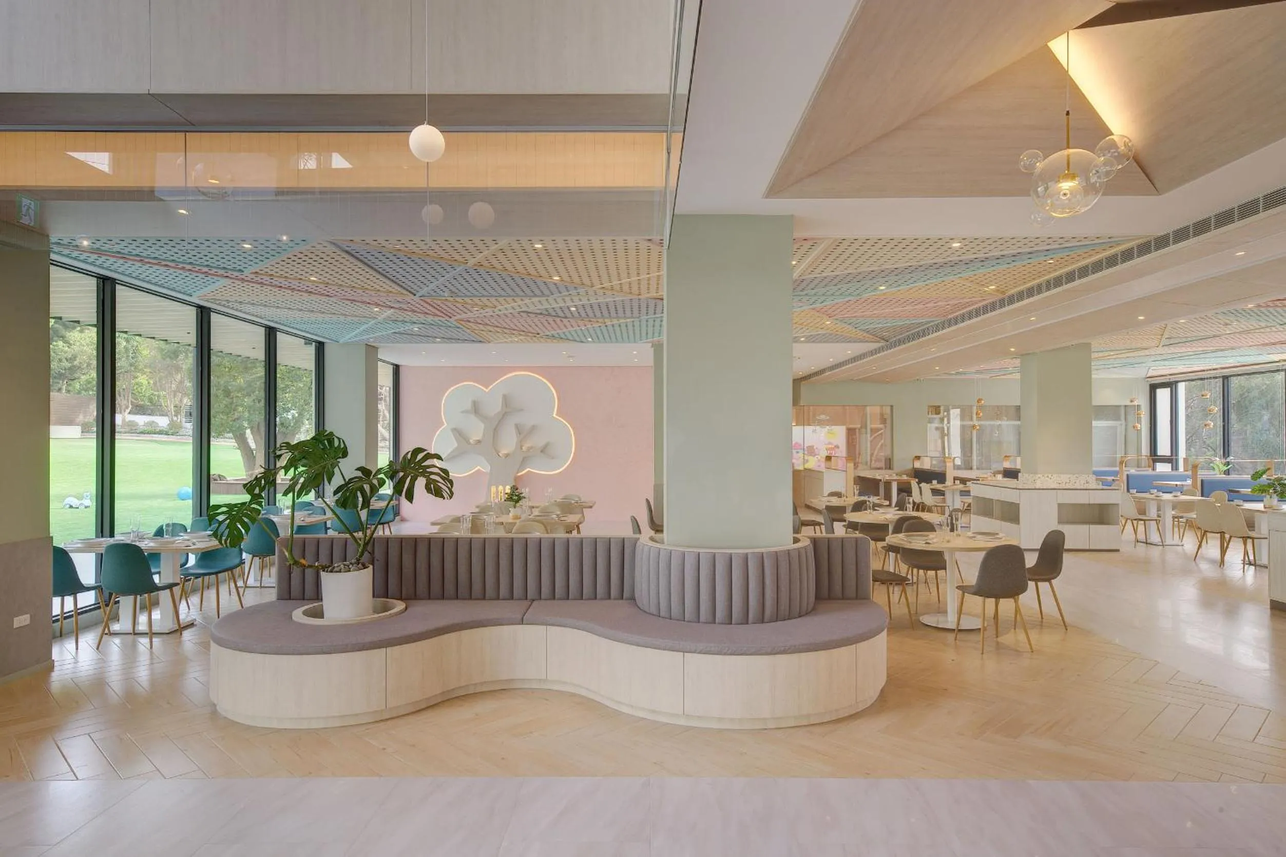 Lobby or reception in Shineworld 11