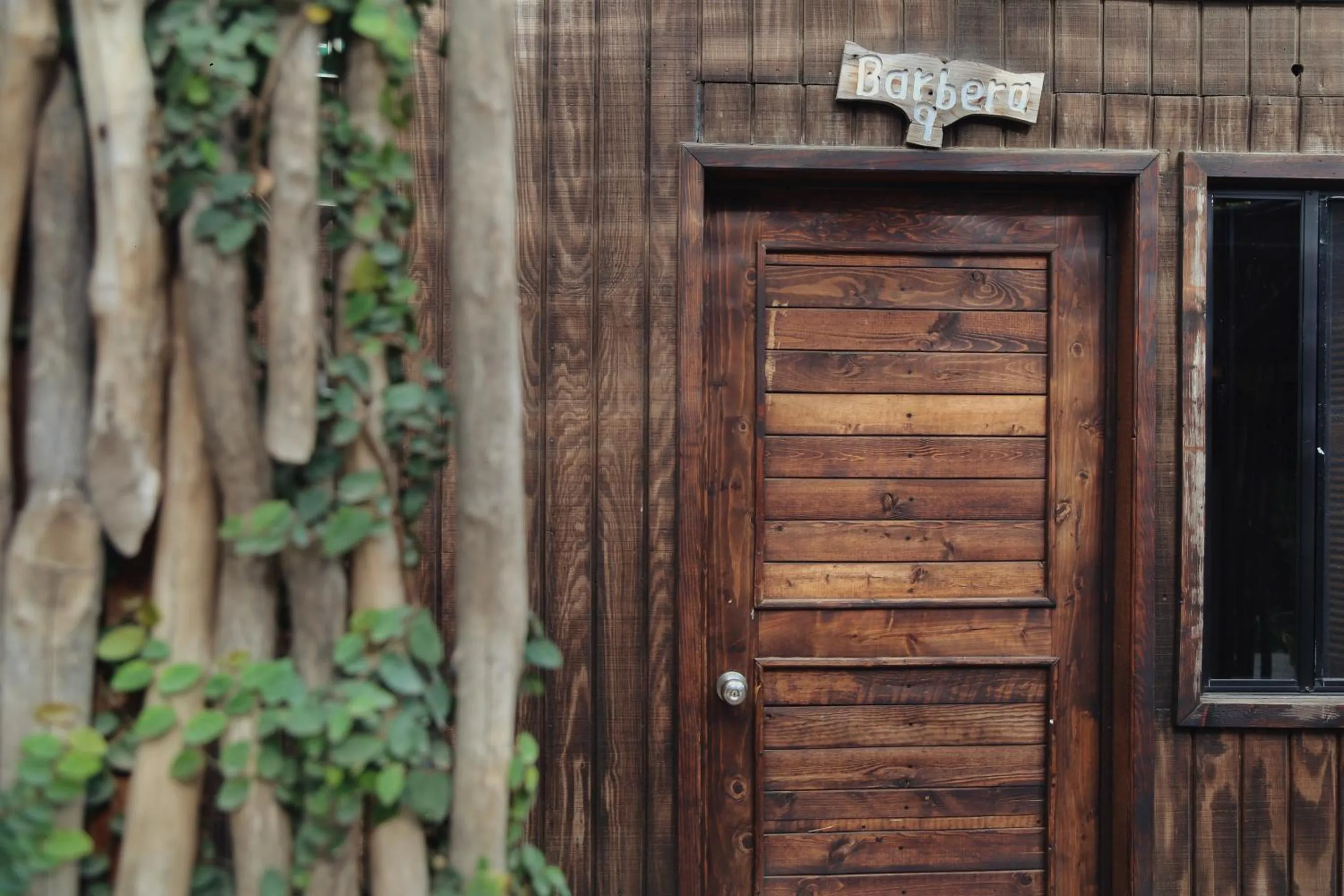 Facade/entrance in Hotel Valle 13 Ruta del Vino