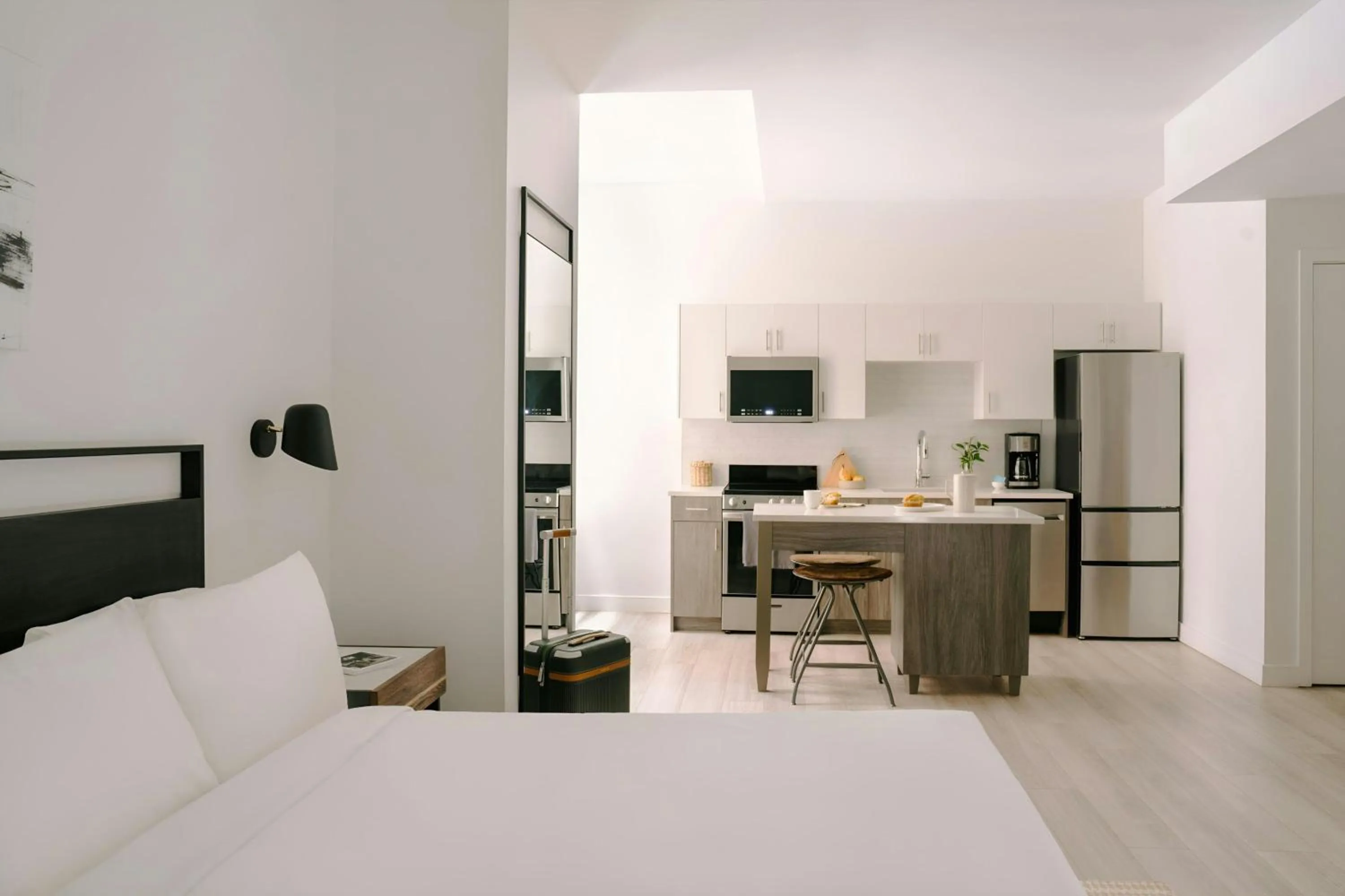 Bedroom, Bed in Sonder by Marriott Bonvoy The Witherspoon Apartments Center City