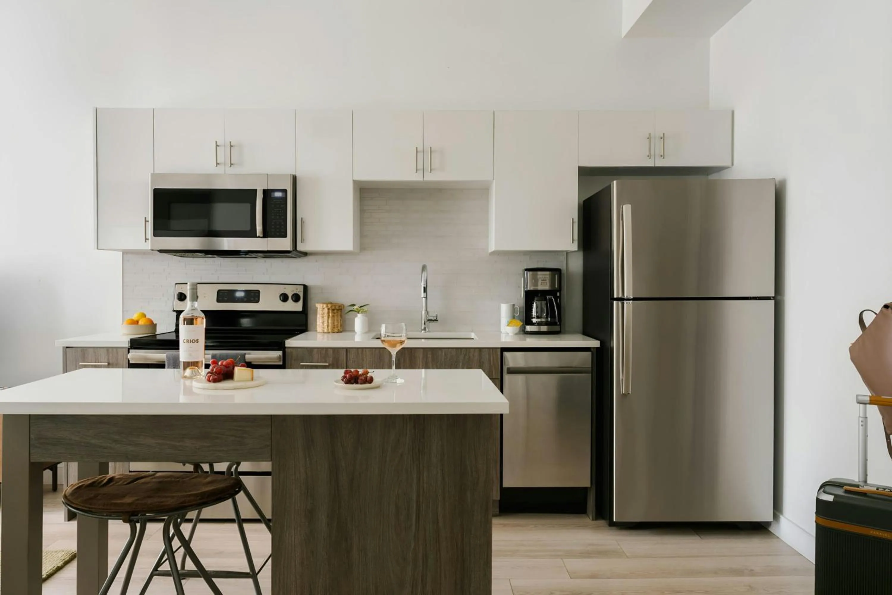 Kitchen or kitchenette in Sonder by Marriott Bonvoy The Witherspoon Apartments Center City