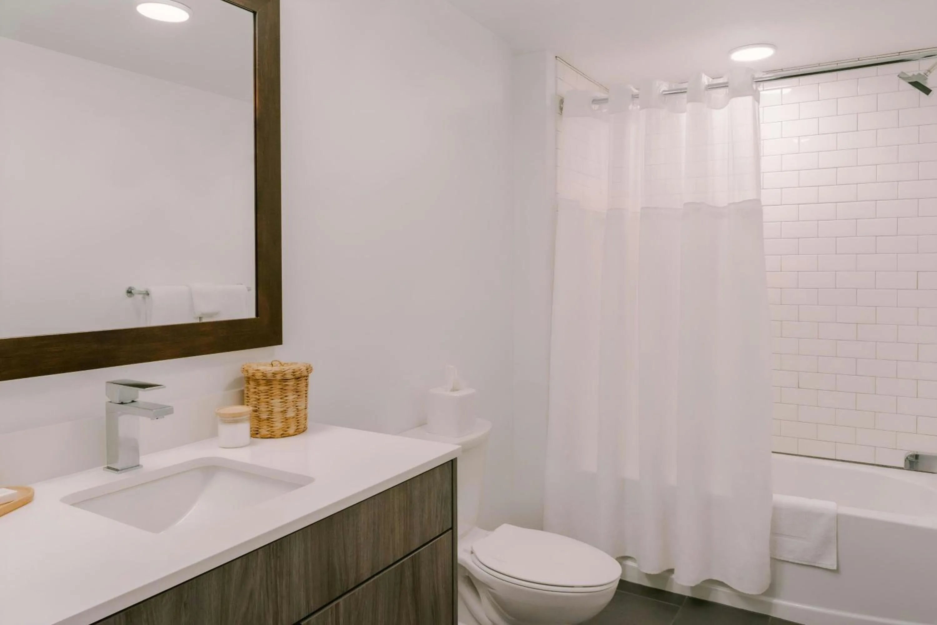 Bathroom in Sonder by Marriott Bonvoy The Witherspoon Apartments Center City