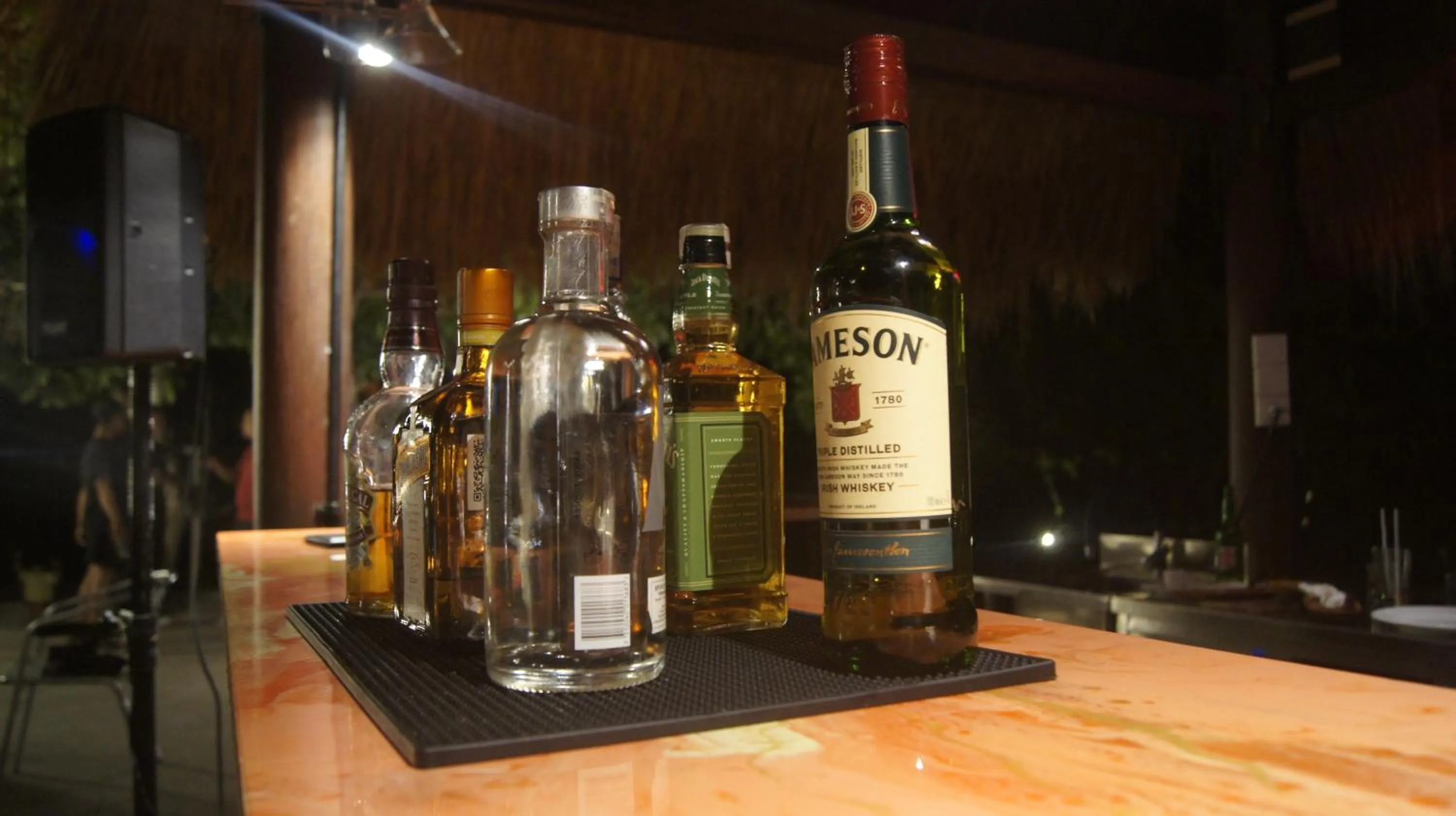 Lounge or bar in Kambaniru Beach Hotel and Resort