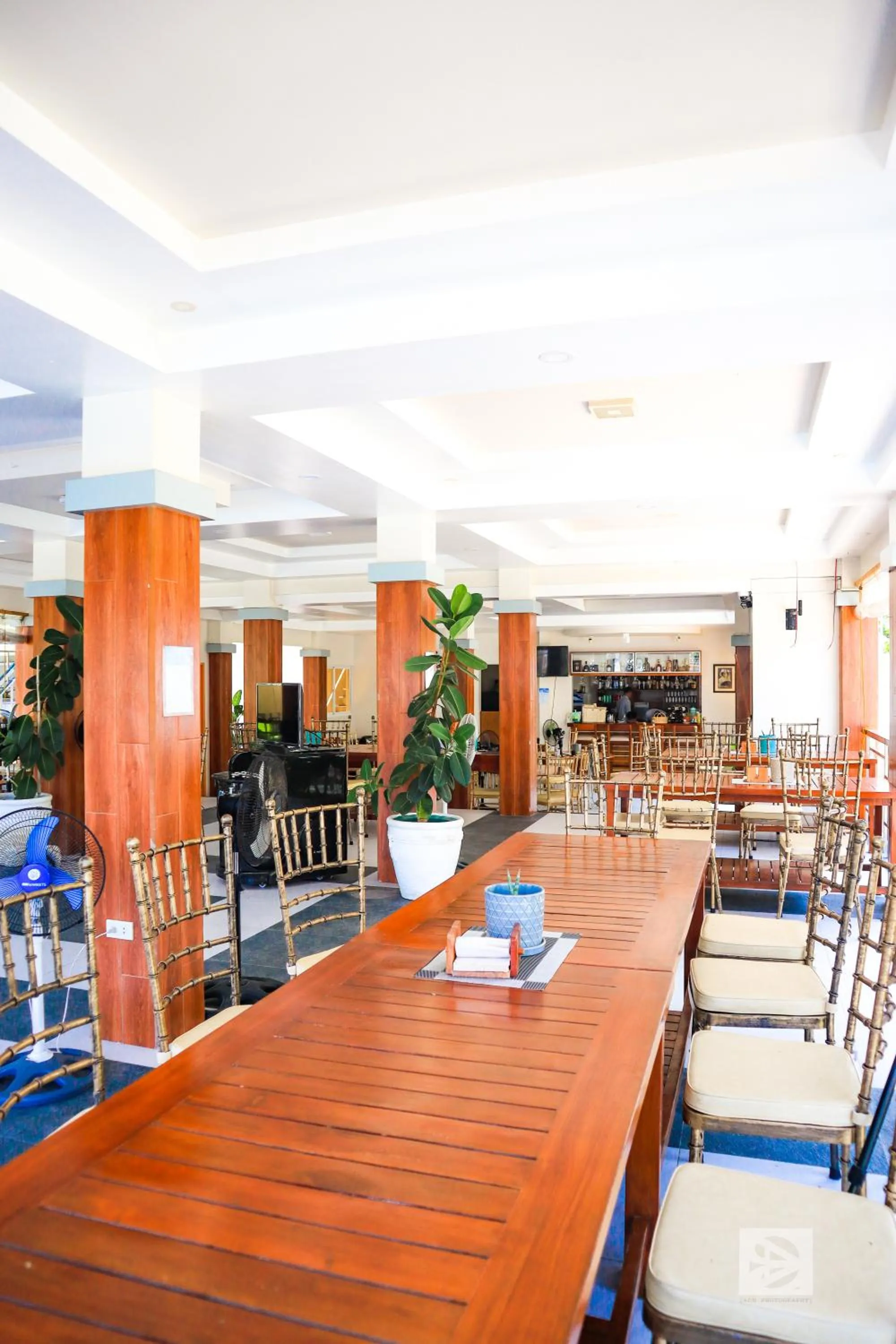 Restaurant/places to eat in Youhan Beach Resort