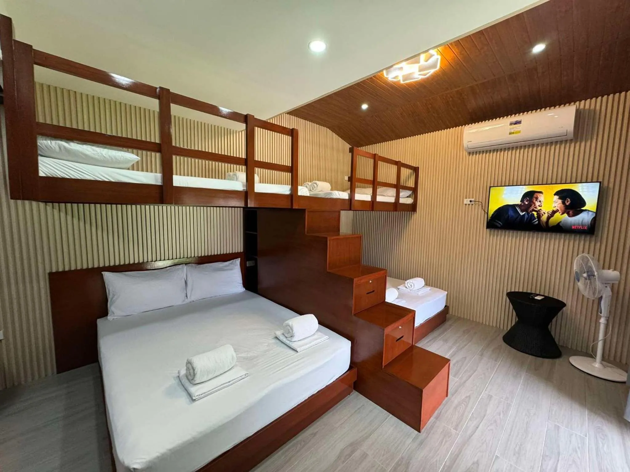 Photo of the whole room, Bed in Youhan Beach Resort