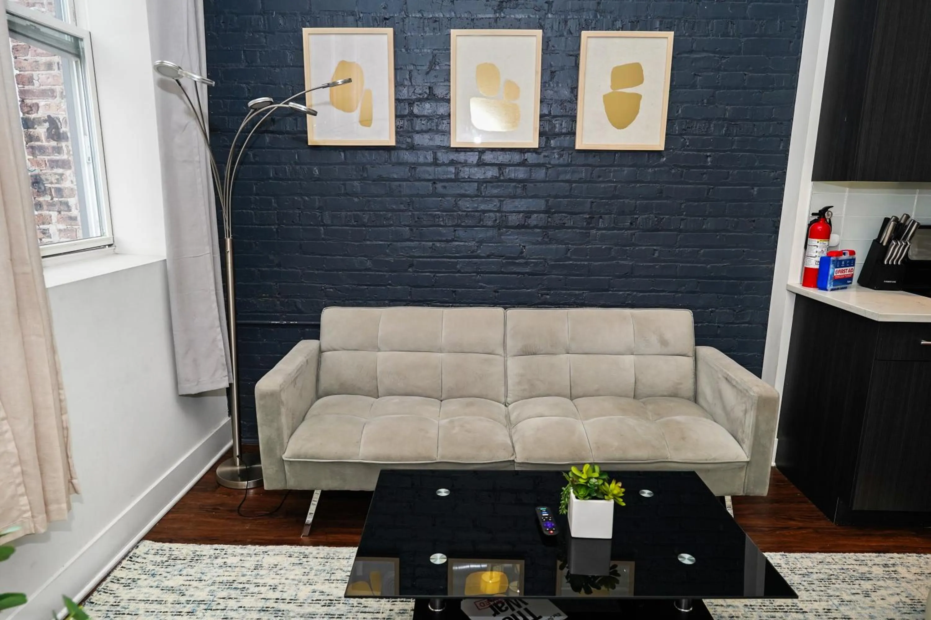 Modern 2BR 420 Friendly in Chicago South Loop Near Museum Campus, McCormick Place and Soldier Field