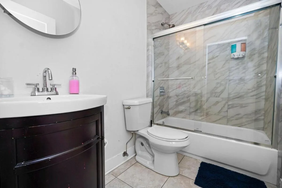 Modern 2BR 420 Friendly in Chicago South Loop Near Museum Campus, McCormick Place and Soldier Field