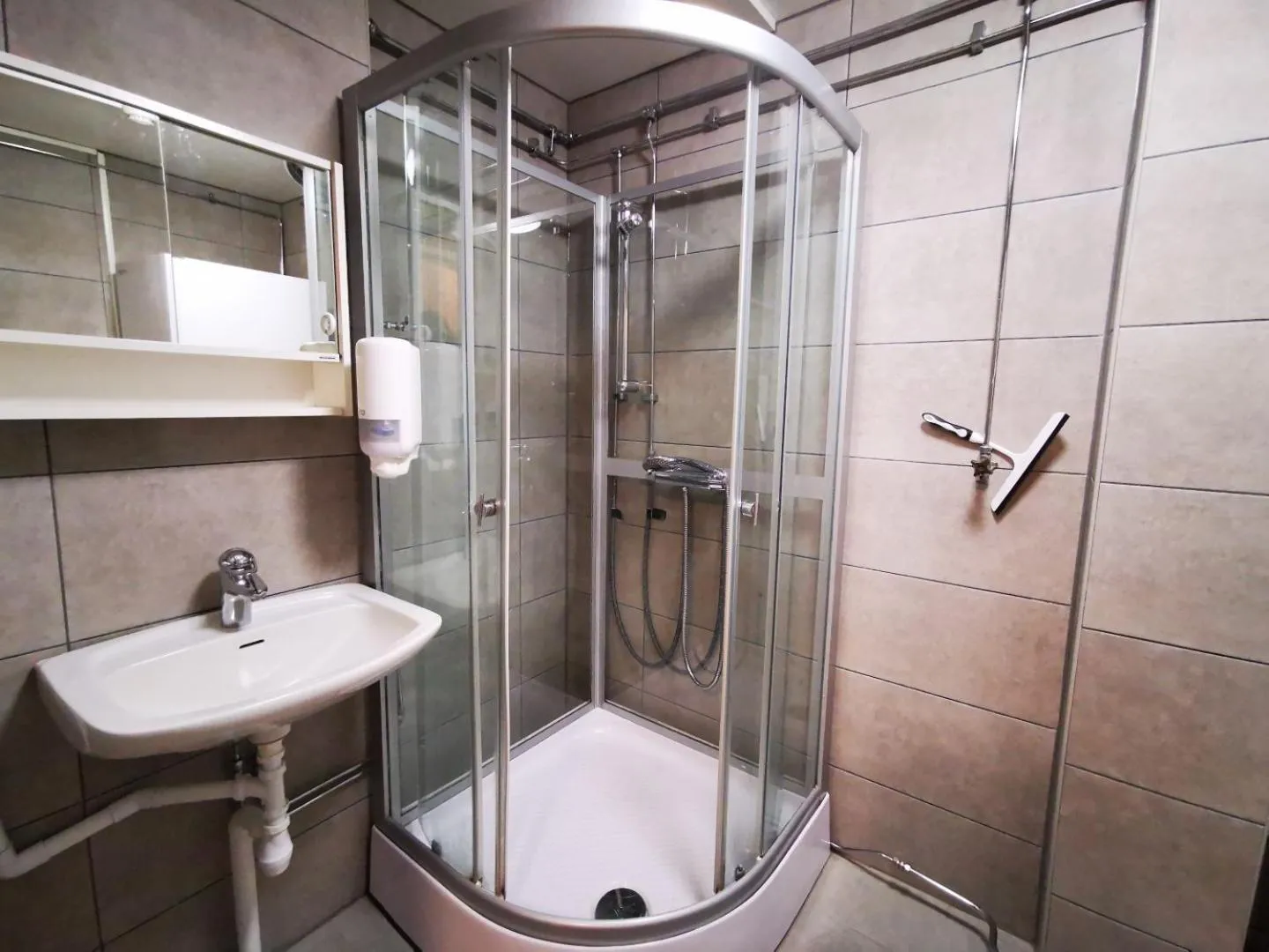 Abisko Guesthouse & Activities