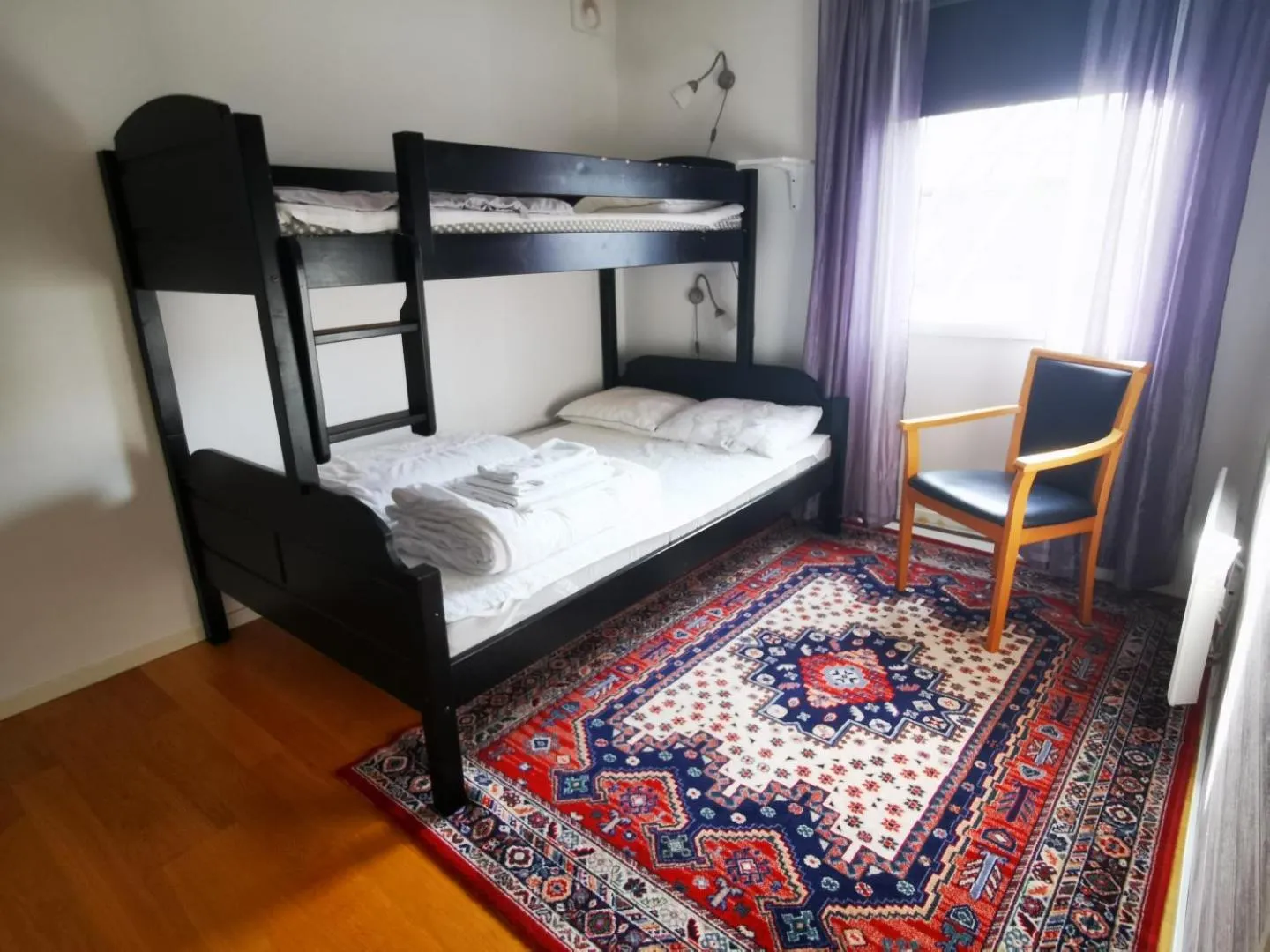 Bed in Abisko Guesthouse & Activities