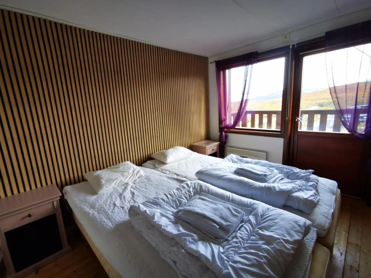 Bed in Abisko Guesthouse & Activities