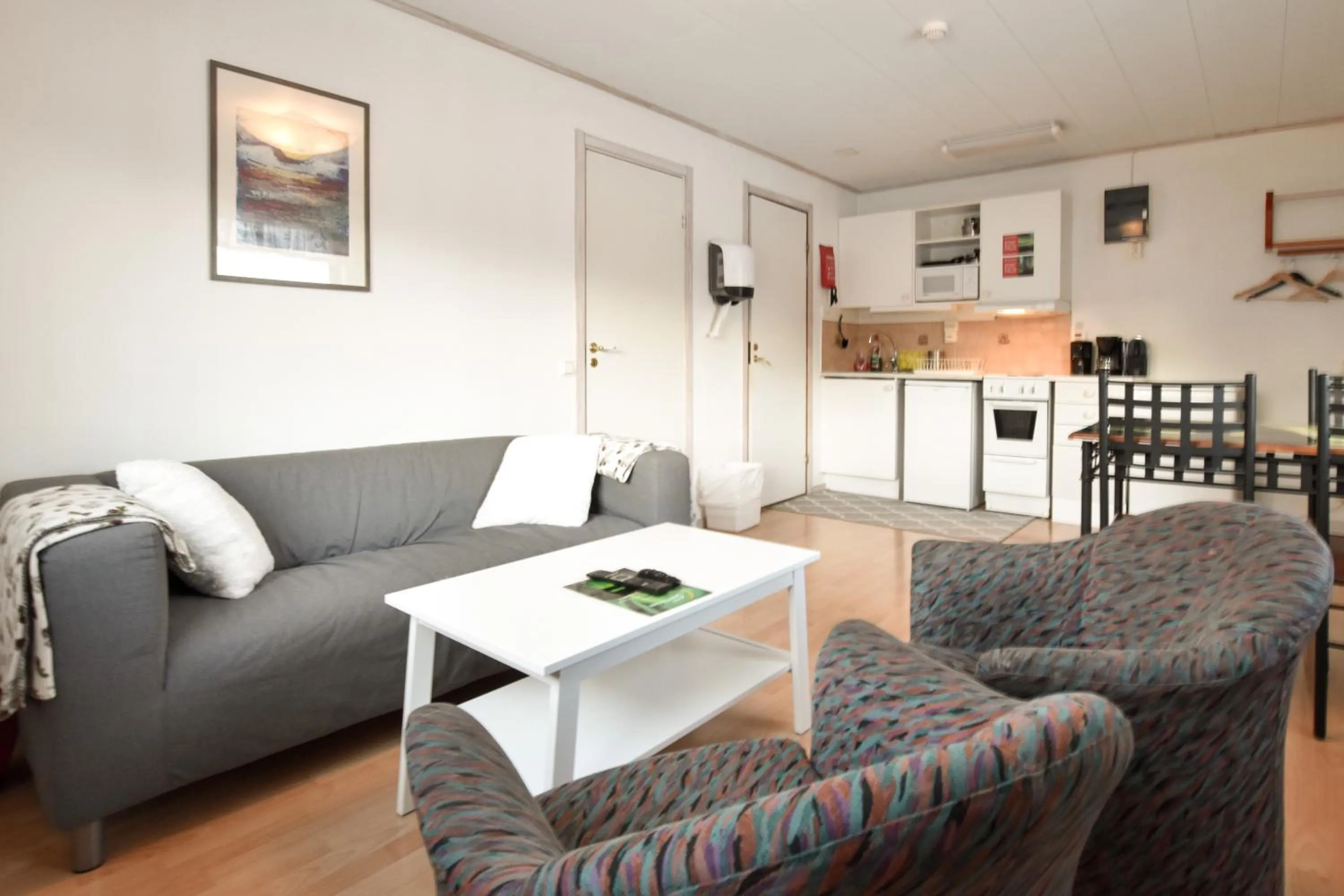 Living room in Abisko Guesthouse & Activities