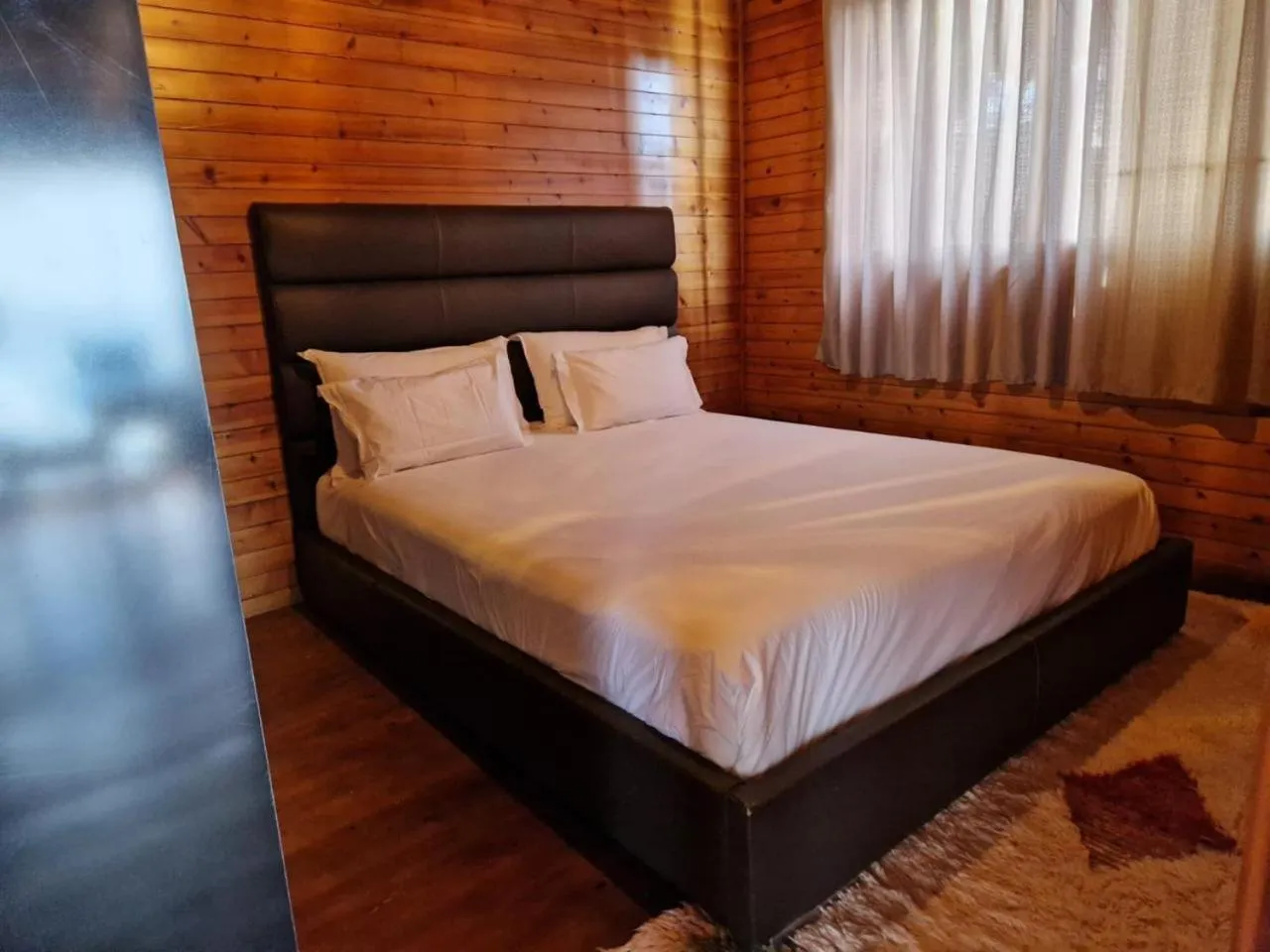 Bed in Mnar Park aqua park