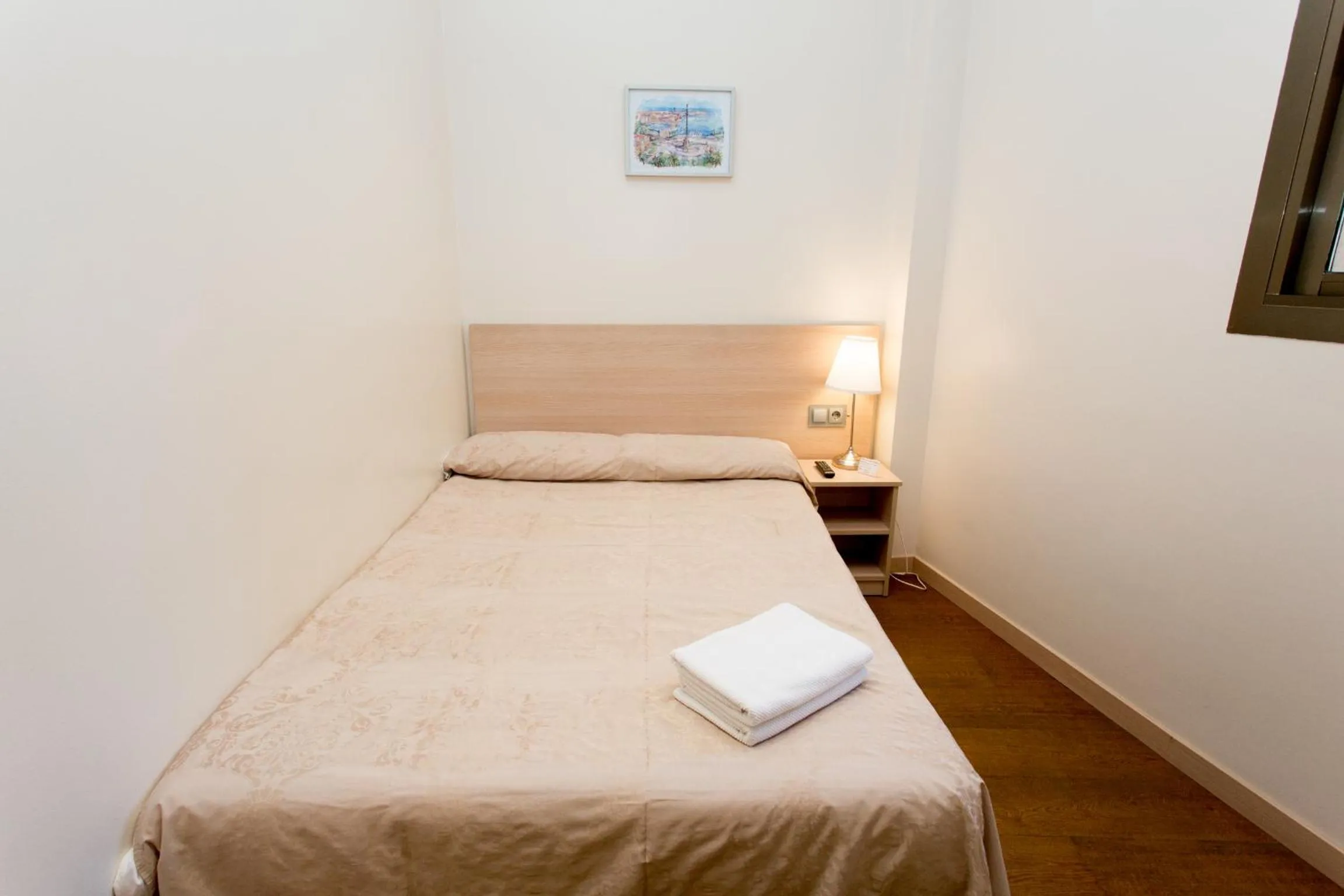 Photo of the whole room, Bed in Hostal Excellence