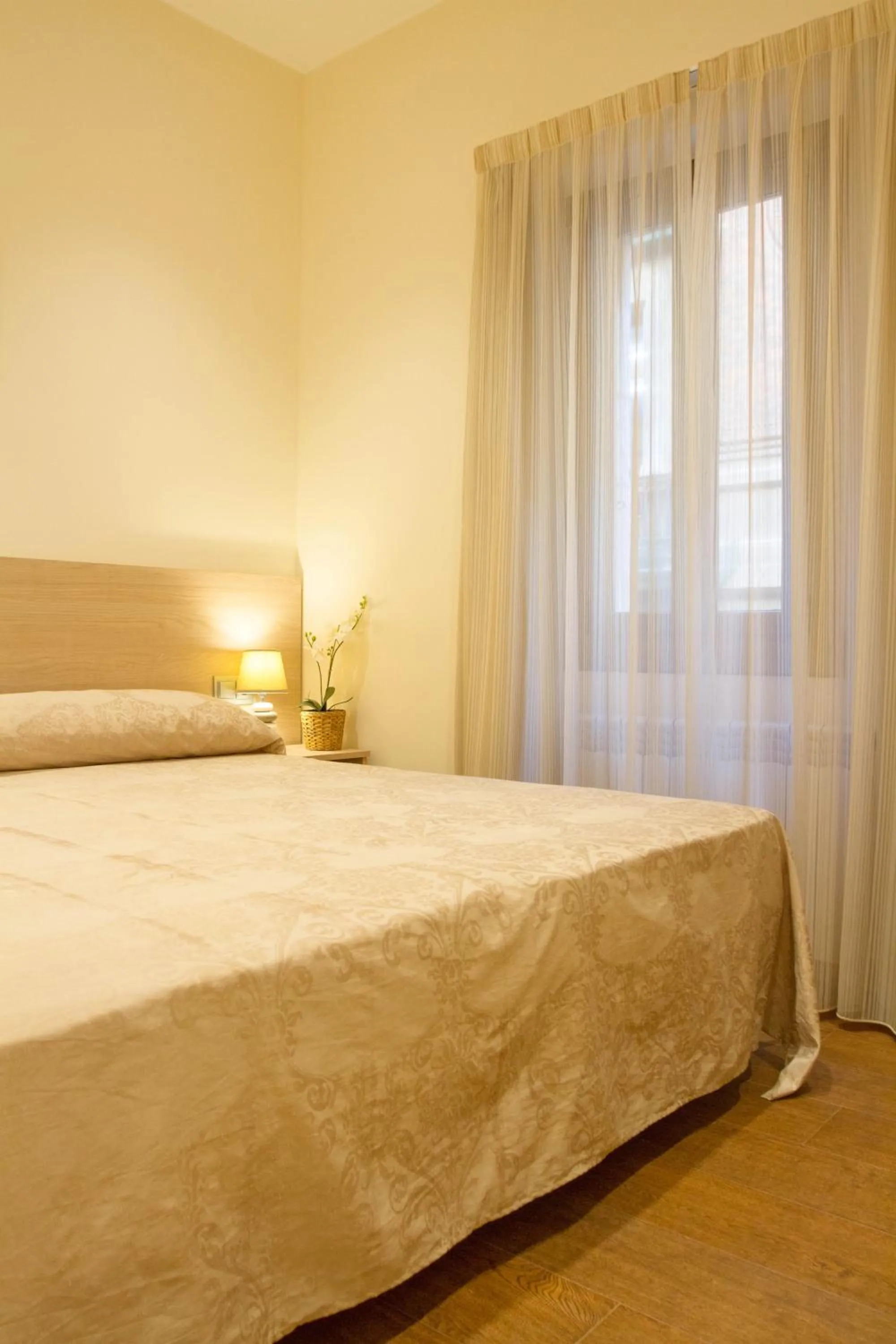 Bed in Hostal Excellence