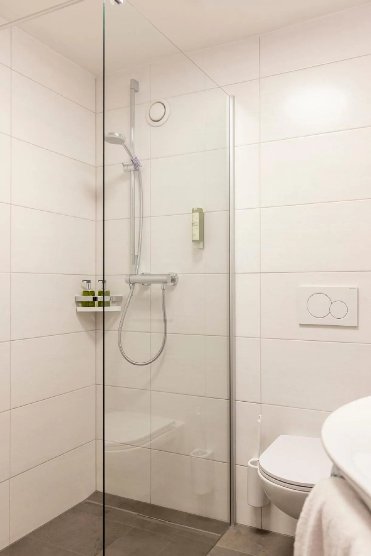 Shower in Vergeiner's Hotel Traube