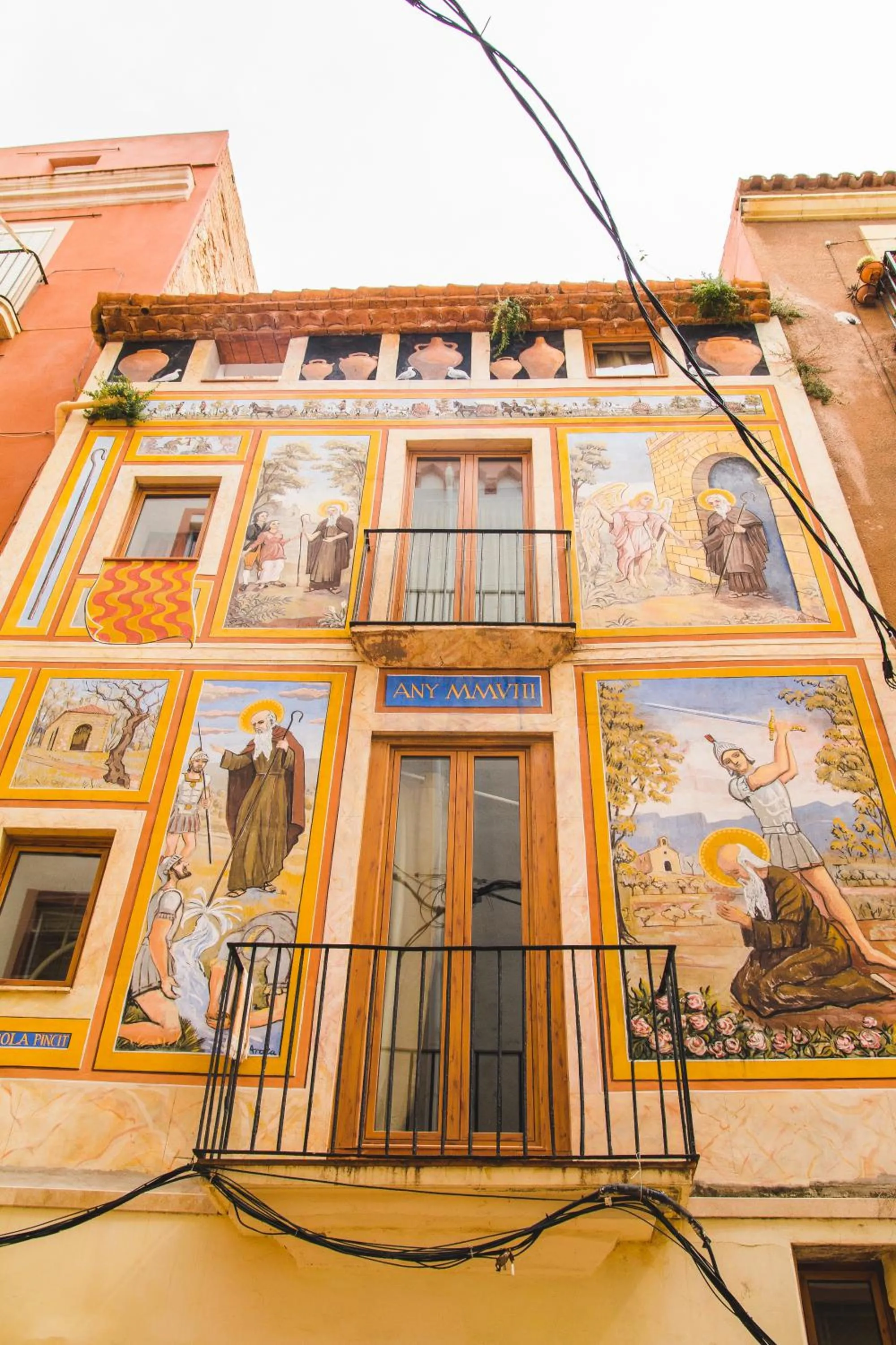 Portal del Carro 7 Junto a la Catedral