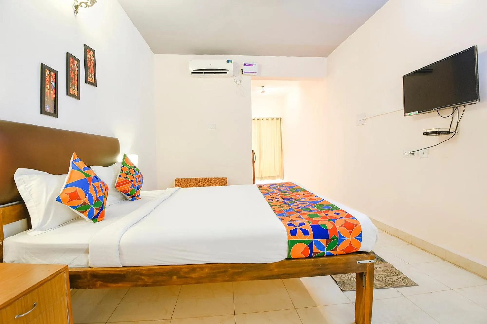 Bedroom in FabHotel Benz Destination - 700m Candolim Beach