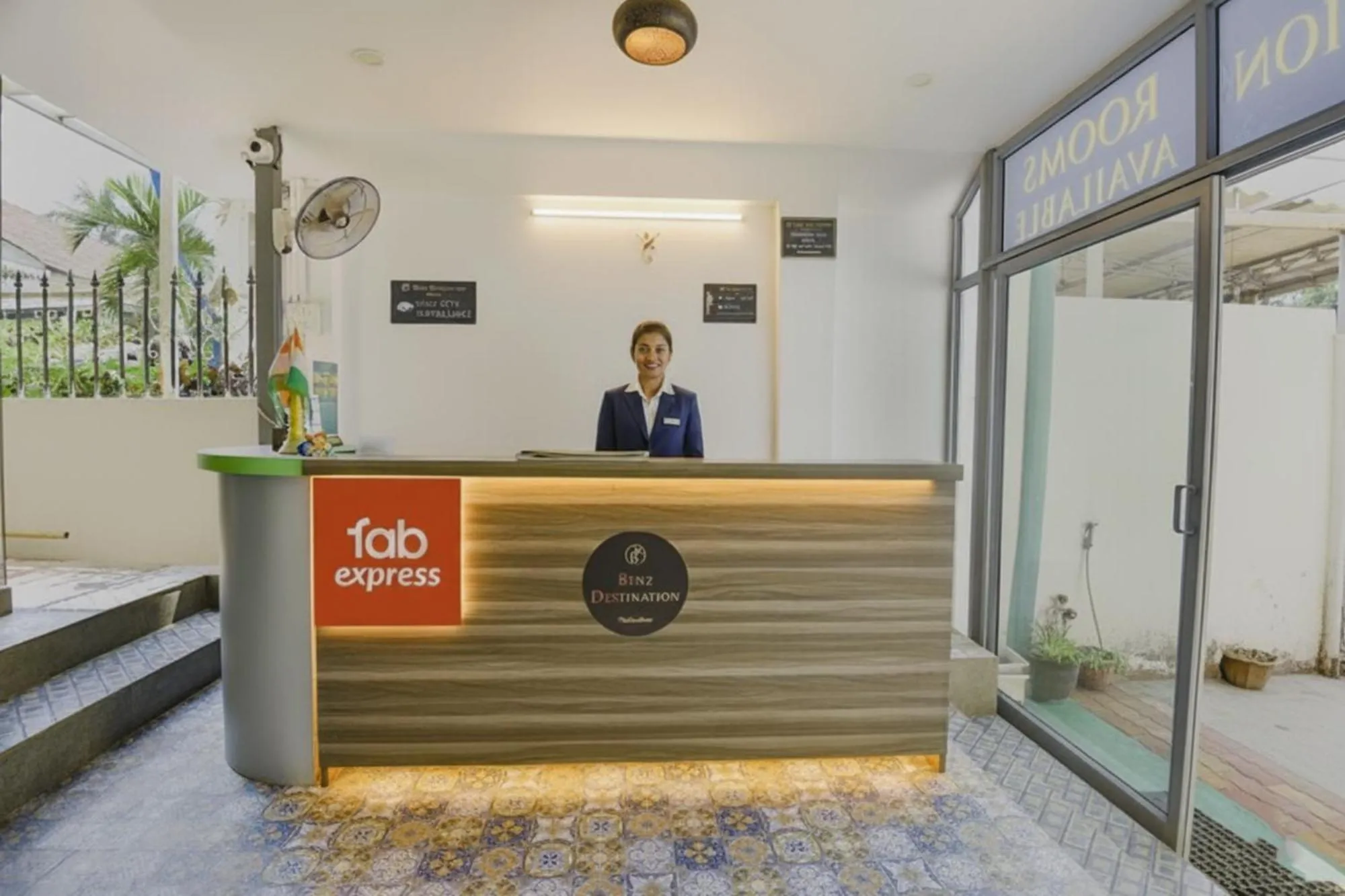 Lobby or reception in FabHotel Benz Destination - 700m Candolim Beach