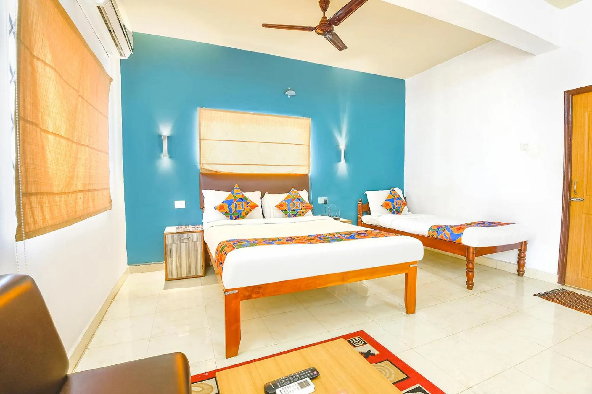 Bed in FabHotel Benz Destination - 700m Candolim Beach