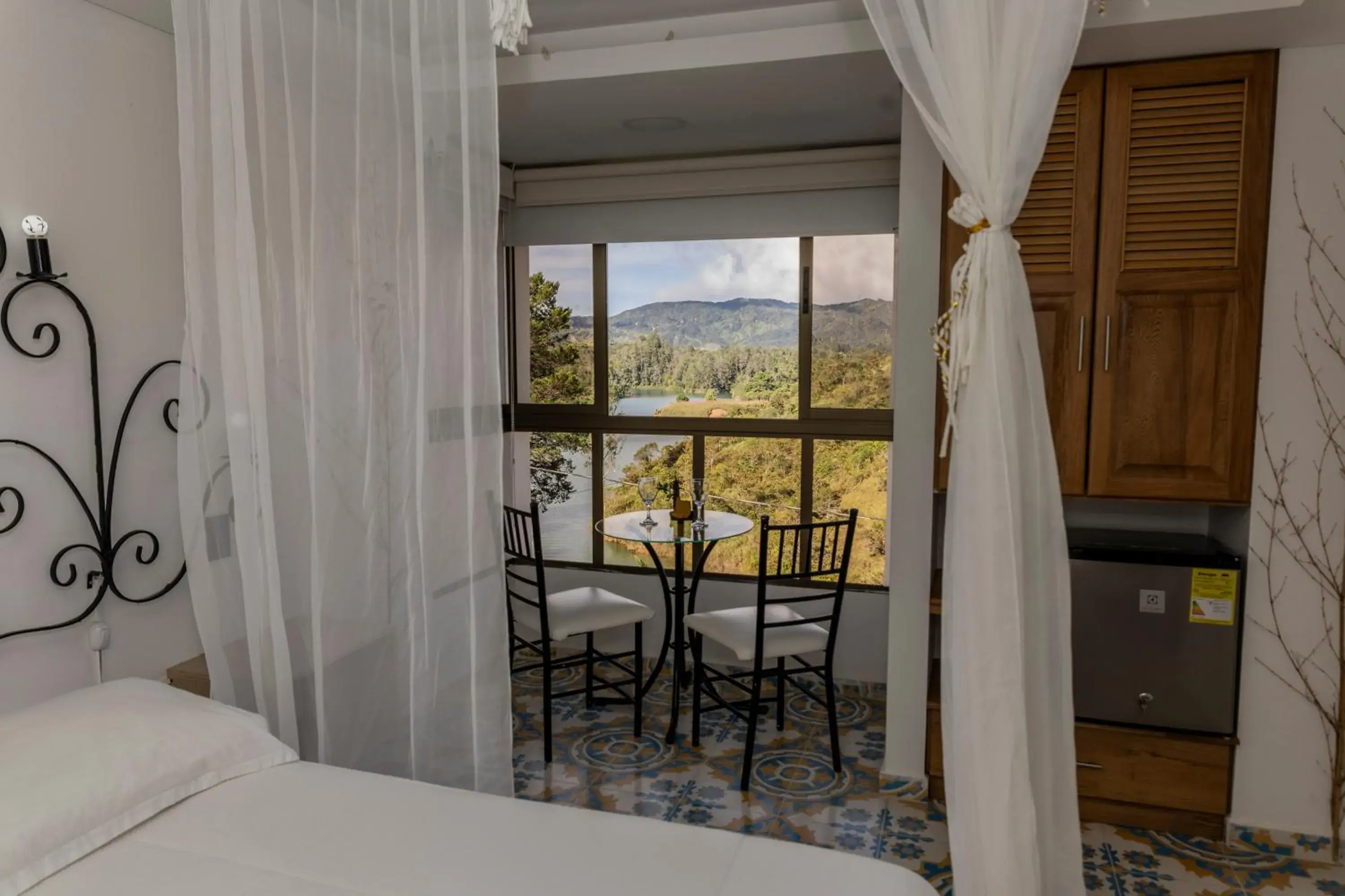 Standard Double Room in Hotel Bahia Del Faro Standard Double Room in Hotel Bahia Del Faro