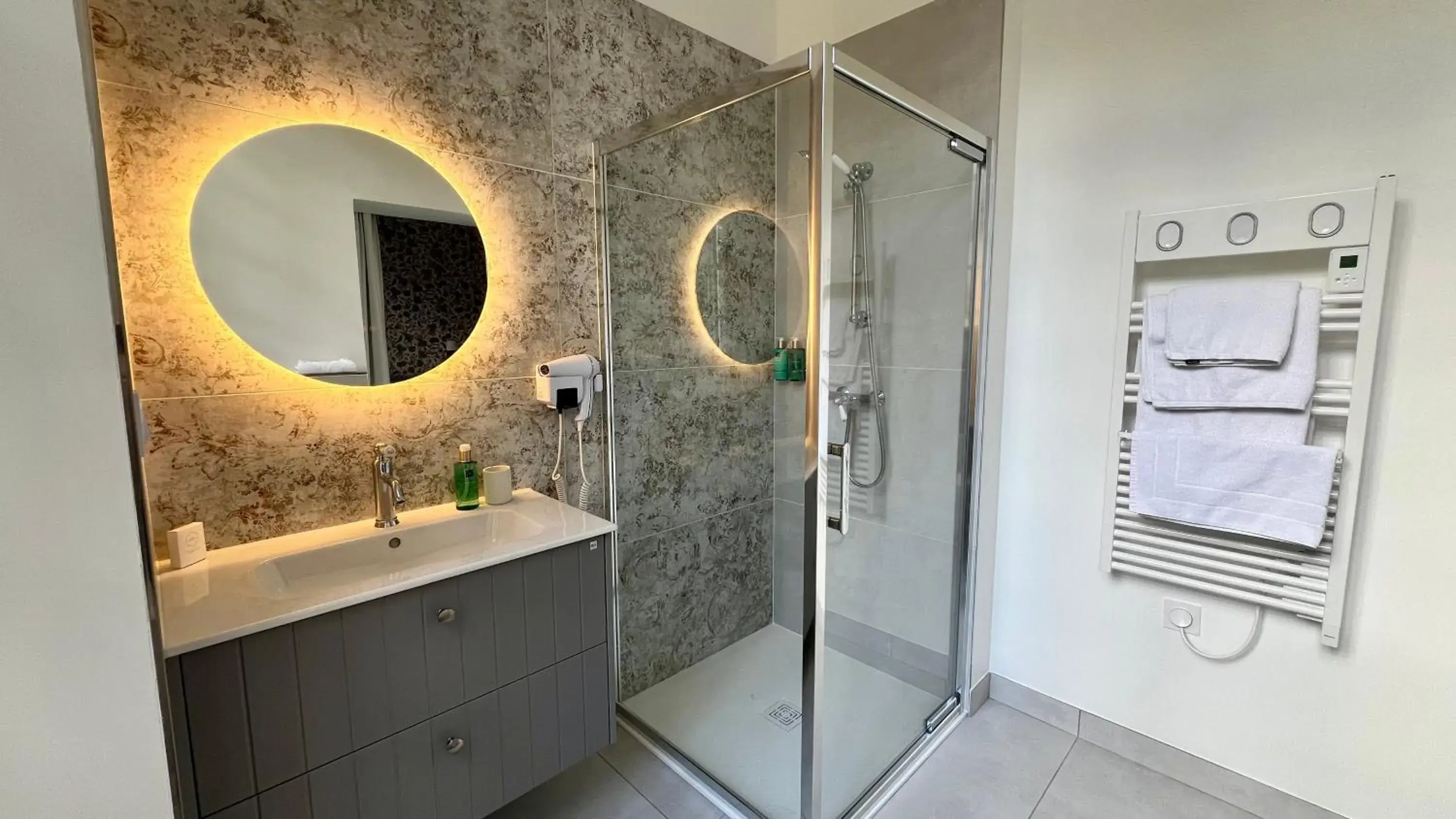 Double Room with Garden View in Le Clos du Roc Double Room with Garden View in Le Clos du Roc