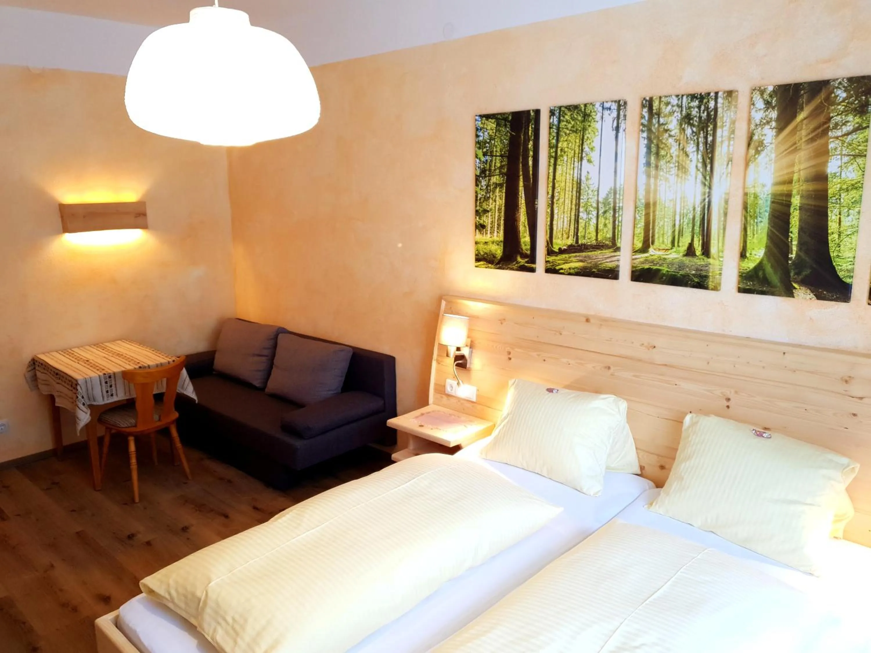 Living room, Bed in Bergfrieden Leutasch/Seefeld