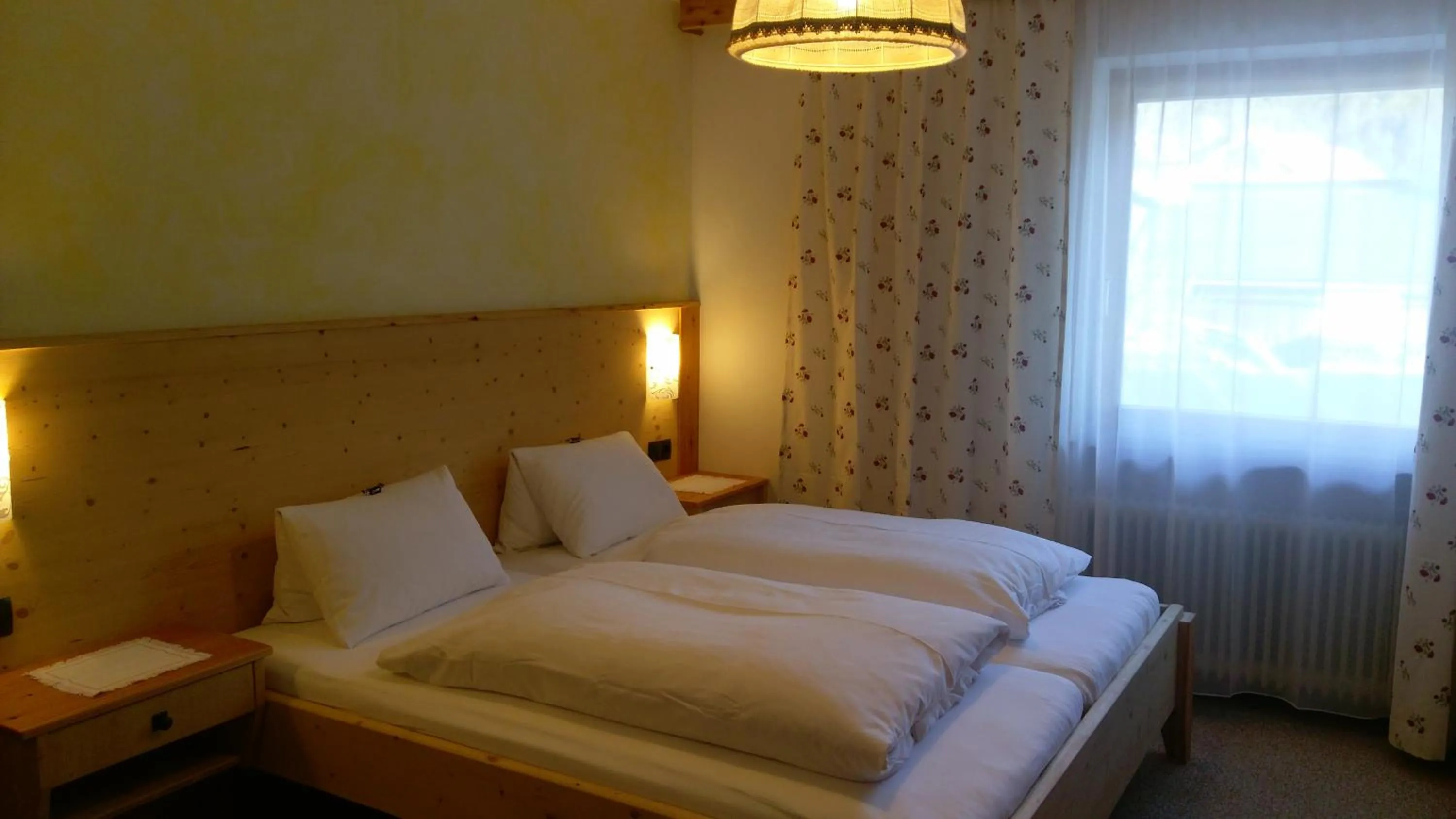 Bedroom, Bed in Bergfrieden Leutasch/Seefeld