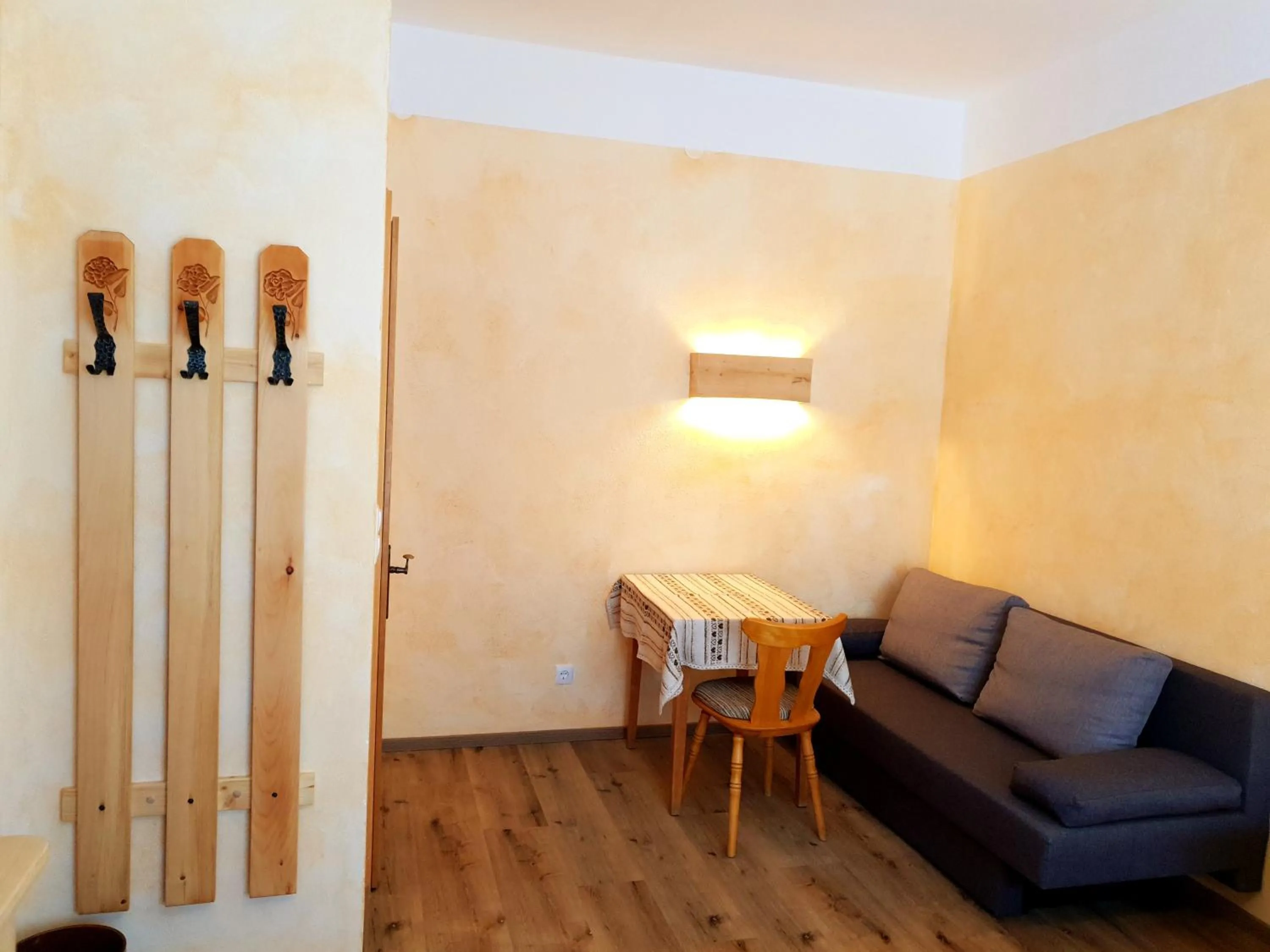 Seating area in Bergfrieden Leutasch/Seefeld