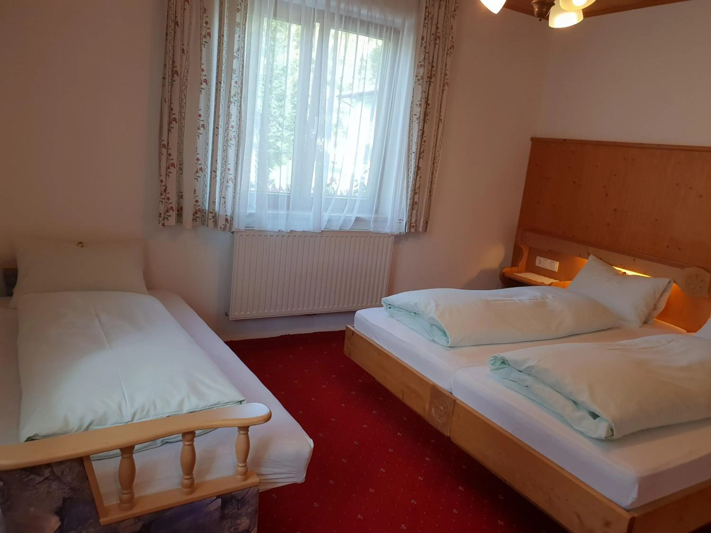 Bedroom, Bed in Bergfrieden Leutasch/Seefeld