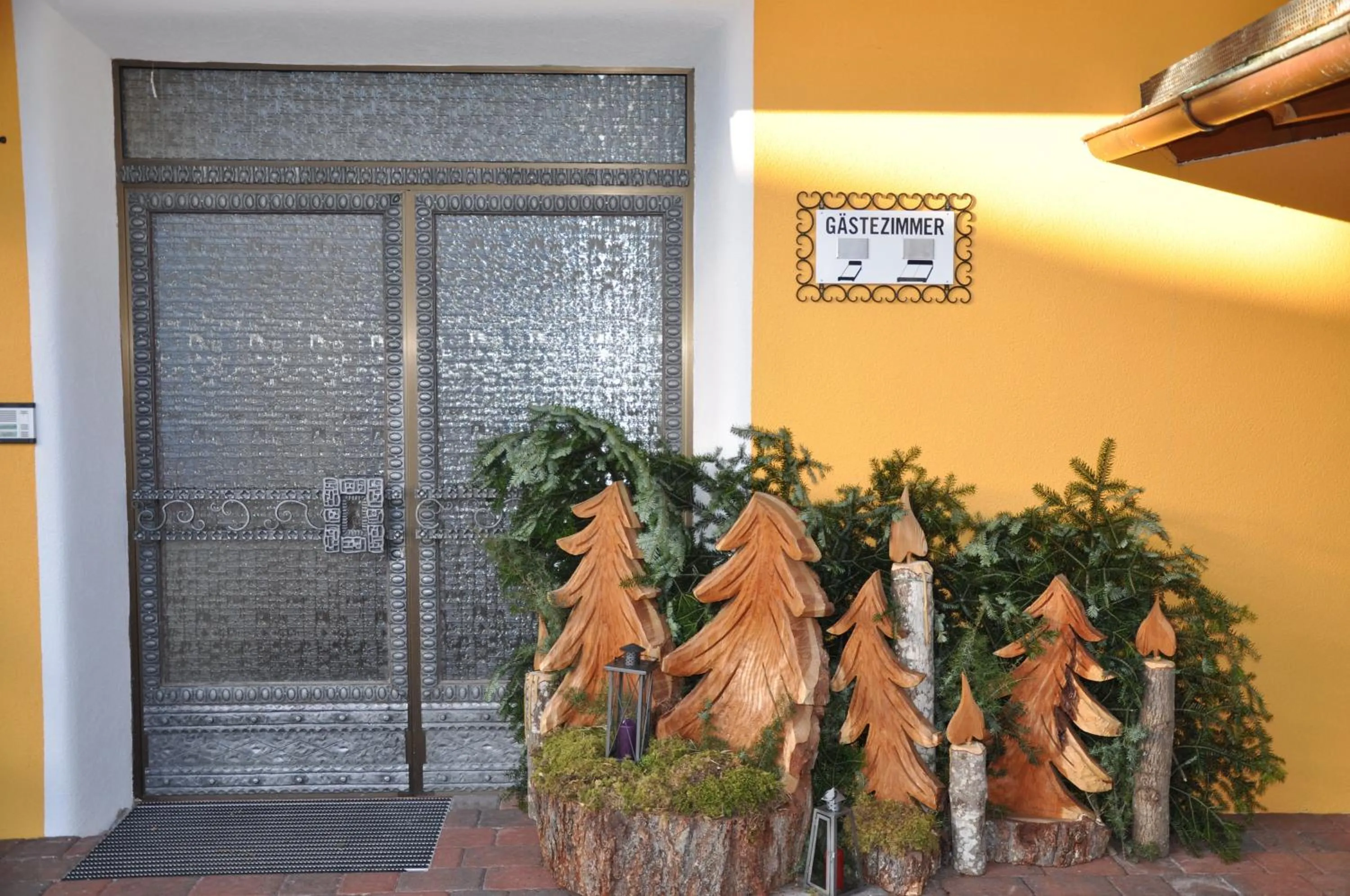 Facade/entrance in Bergfrieden Leutasch/Seefeld