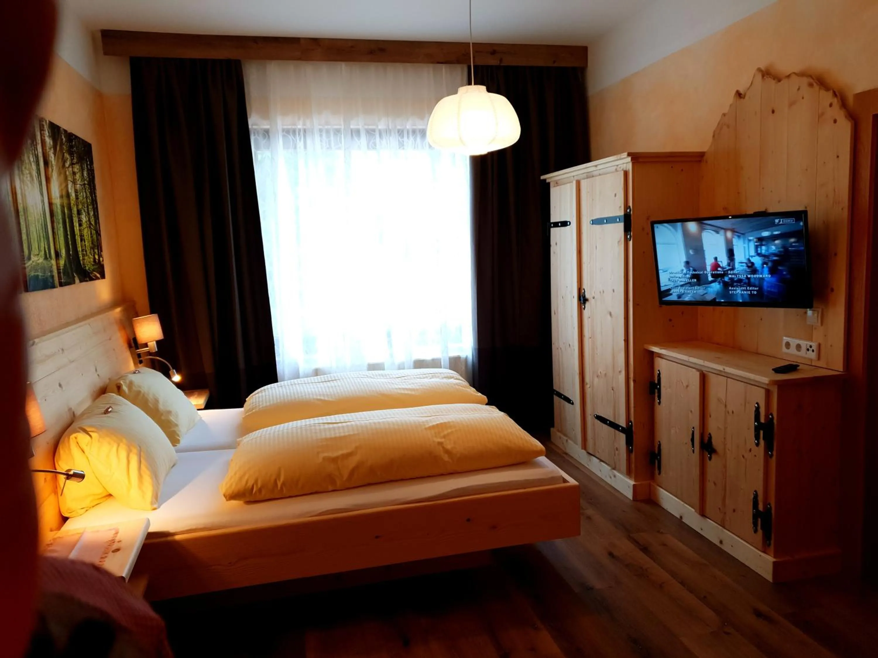 Photo of the whole room, Bed in Bergfrieden Leutasch/Seefeld