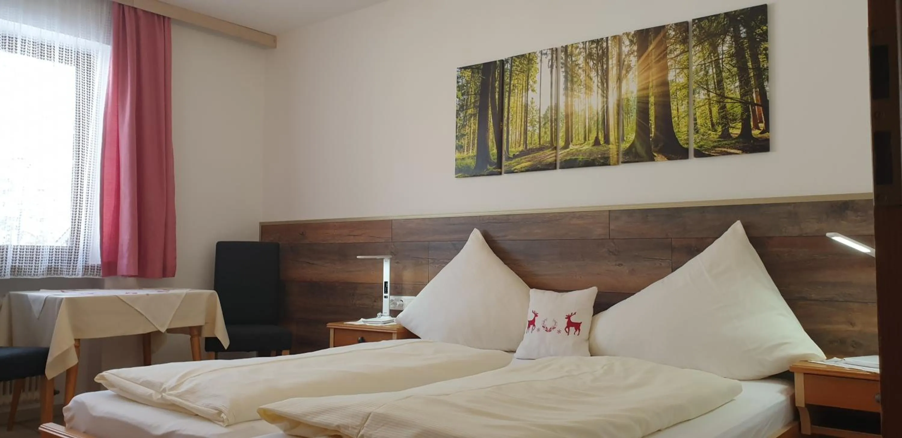 Bedroom, Bed in Bergfrieden Leutasch/Seefeld